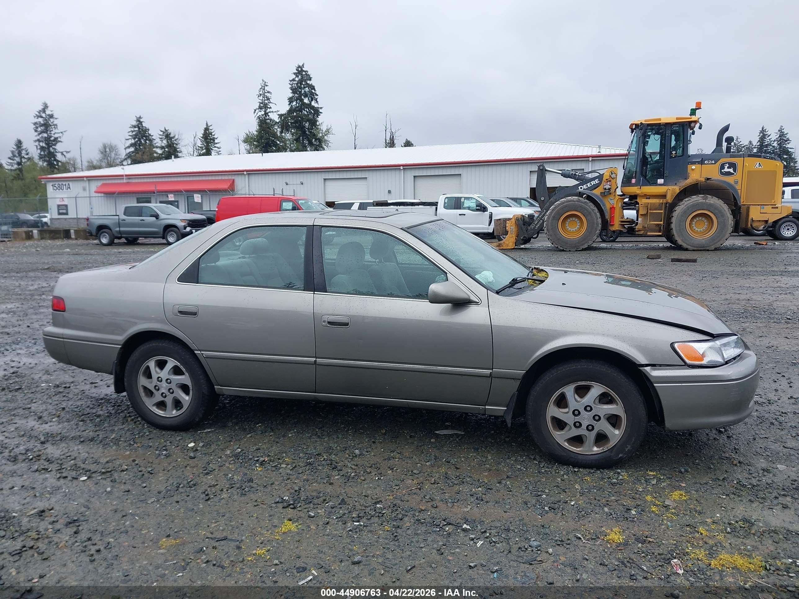 1998 Toyota Camry Le V6 Gray vin: JT2BF28K0W0100609