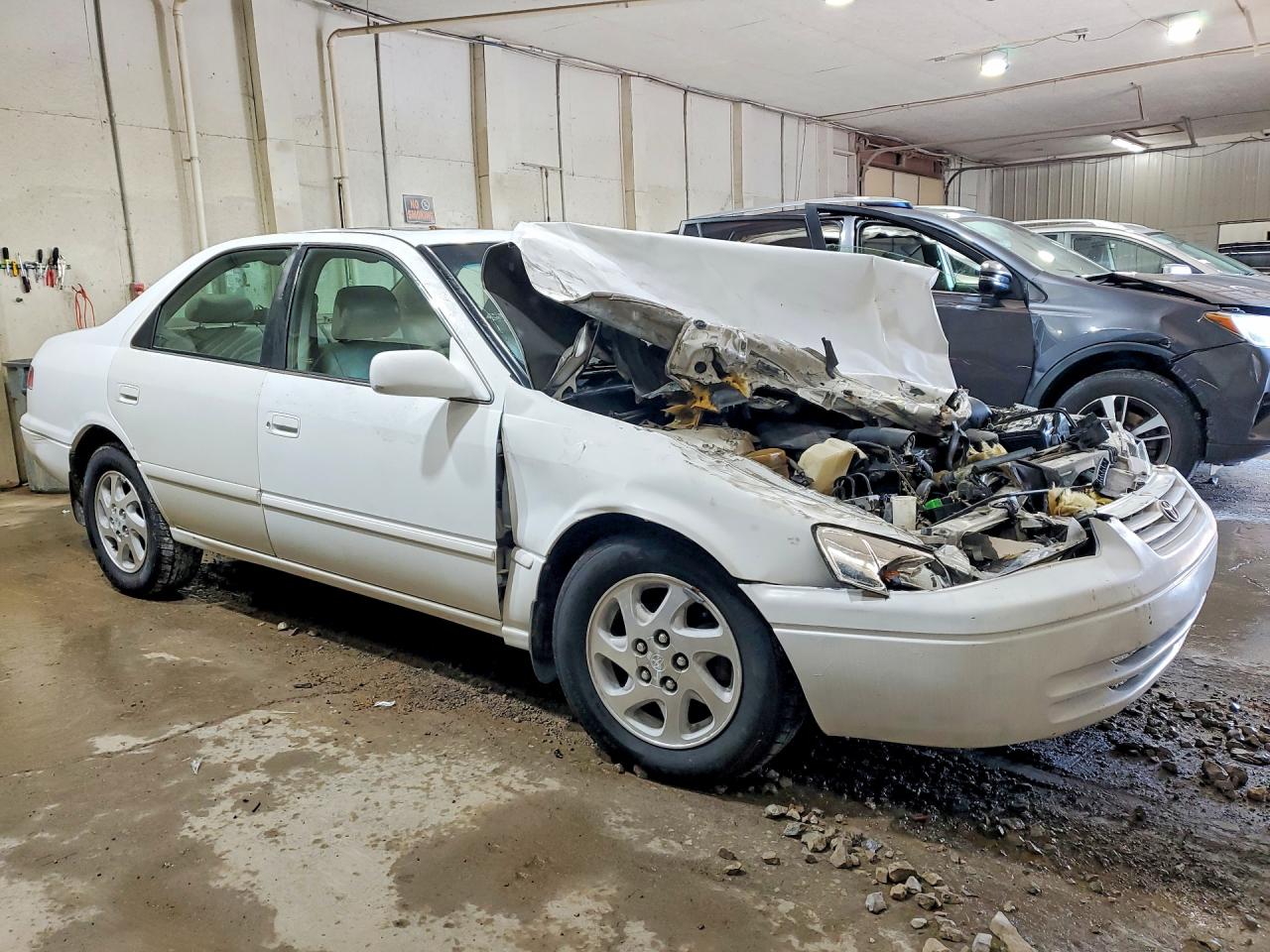 1999 Toyota Camry Xle V6 Белый vin: JT2BF28K0X0199398