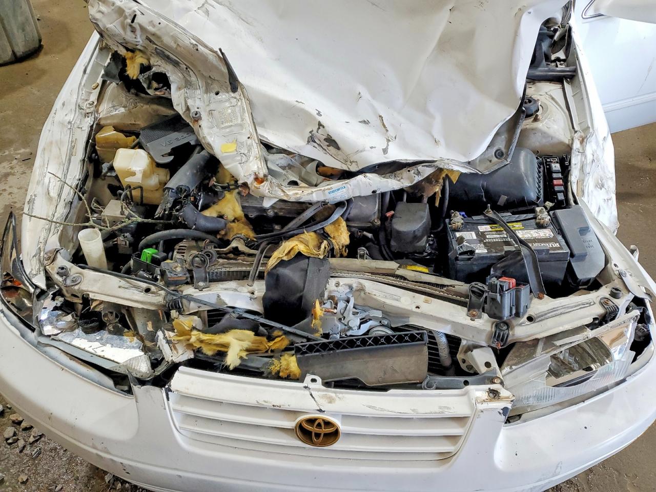 1999 Toyota Camry Xle V6 Белый vin: JT2BF28K0X0199398