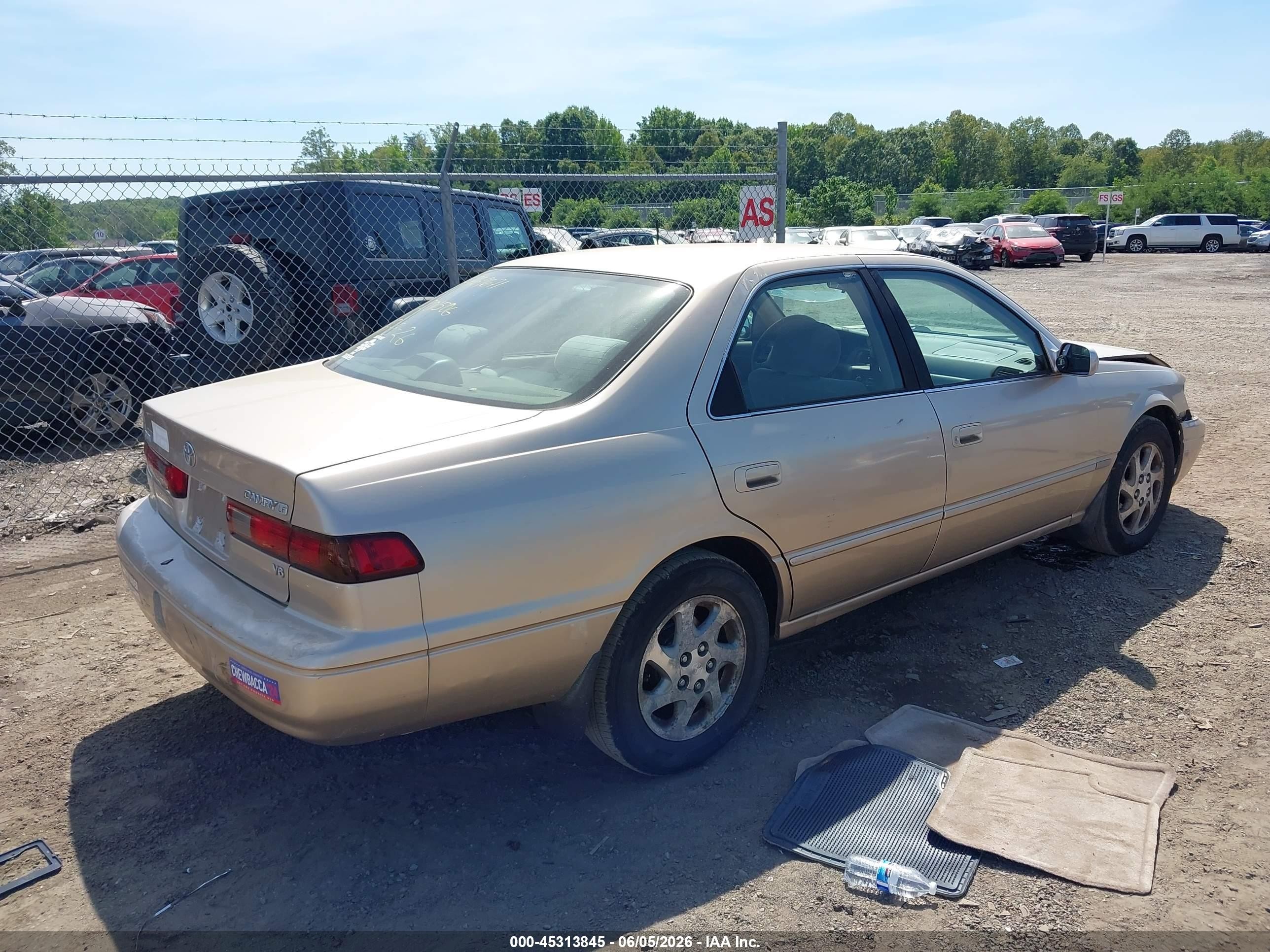 1999 Toyota Camry Le V6 Бежевый vin: JT2BF28K0X0201506