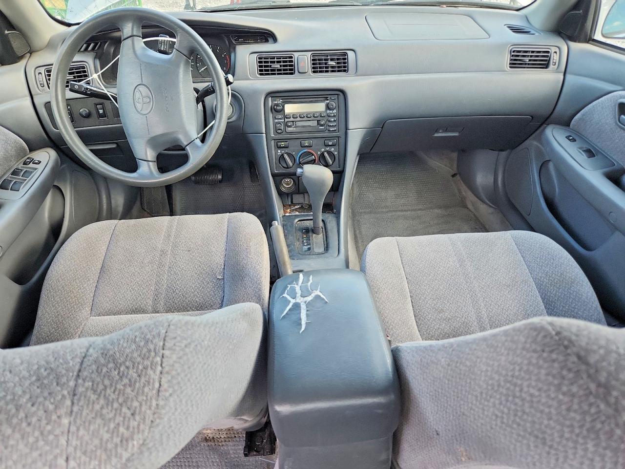 2000 Toyota Camry Le V6 Silver vin: JT2BF28K0Y0258550
