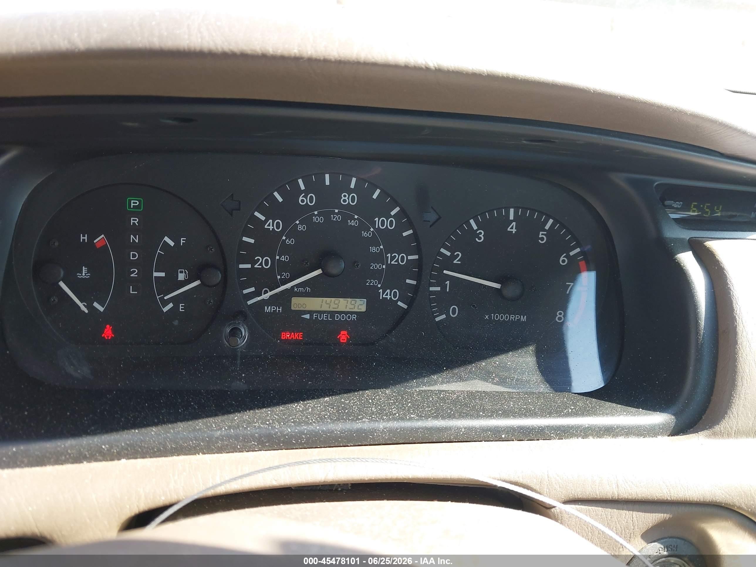 2001 Toyota Camry Le V6 Beige vin: JT2BF28K110311648