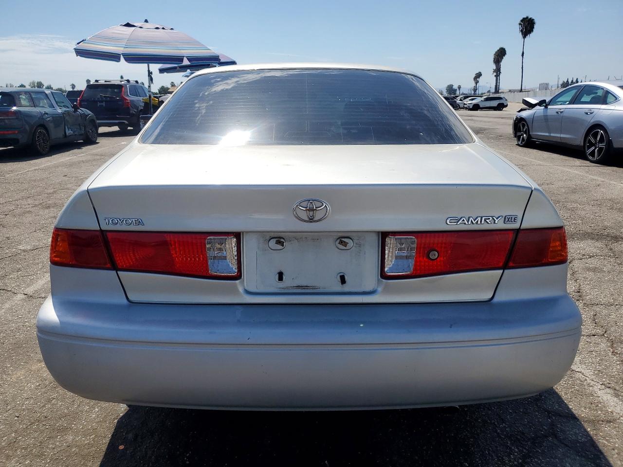 2000 Toyota Camry Xle V6 Silver vin: JT2BF28K1Y0260744
