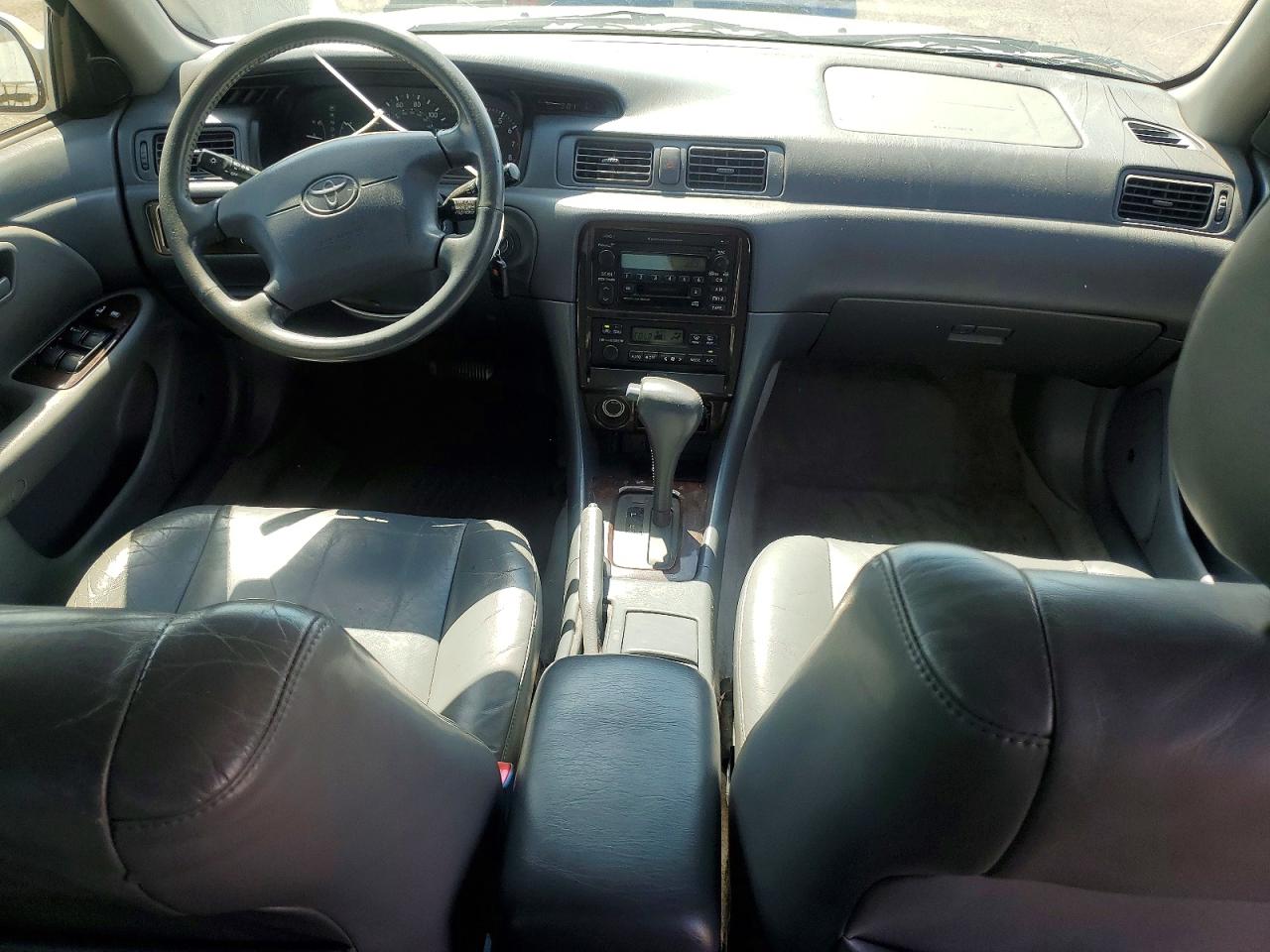2000 Toyota Camry Xle V6 Silver vin: JT2BF28K1Y0260744