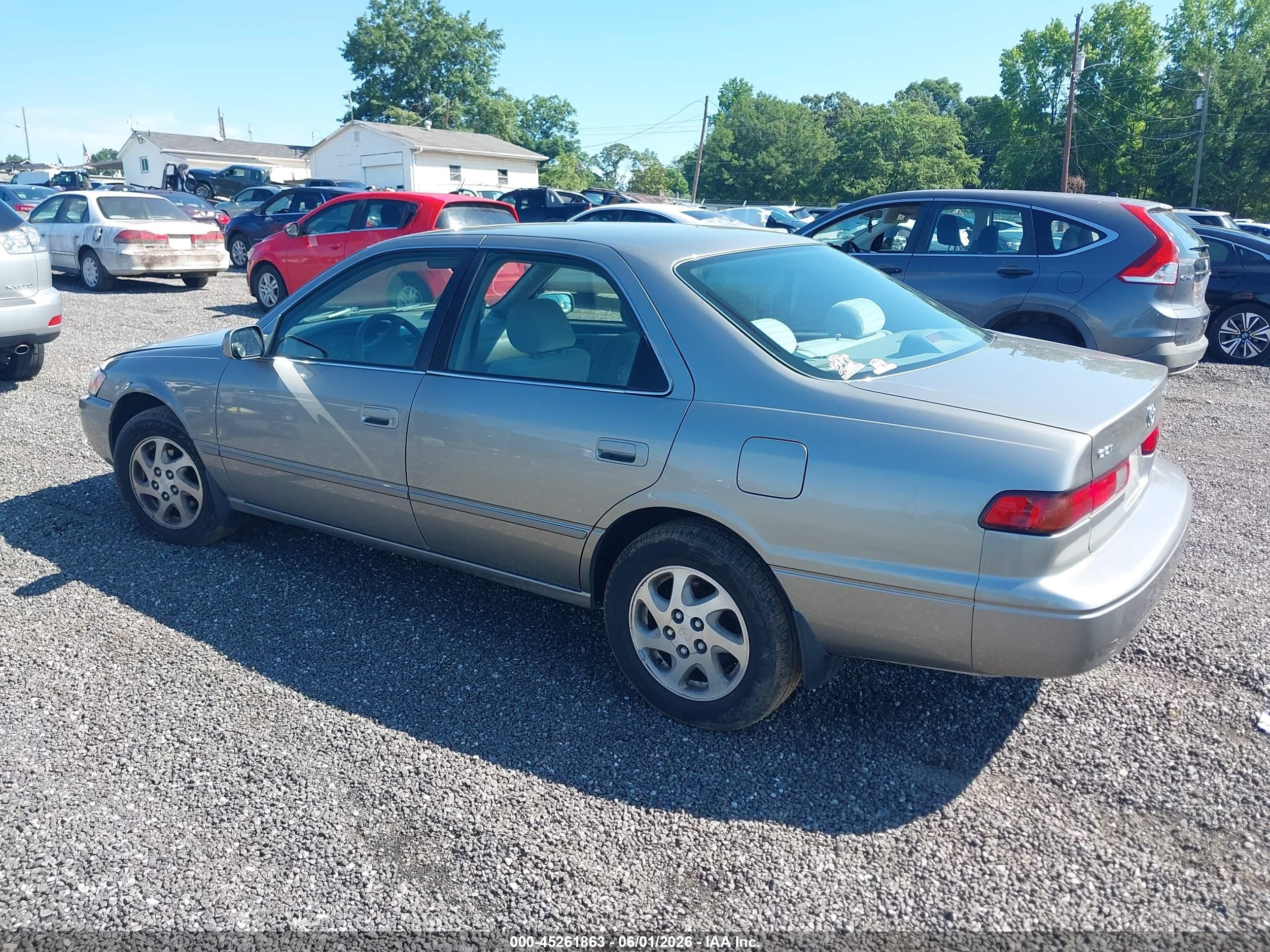1999 Toyota Camry Le V6 Beige vin: JT2BF28K2X0177211