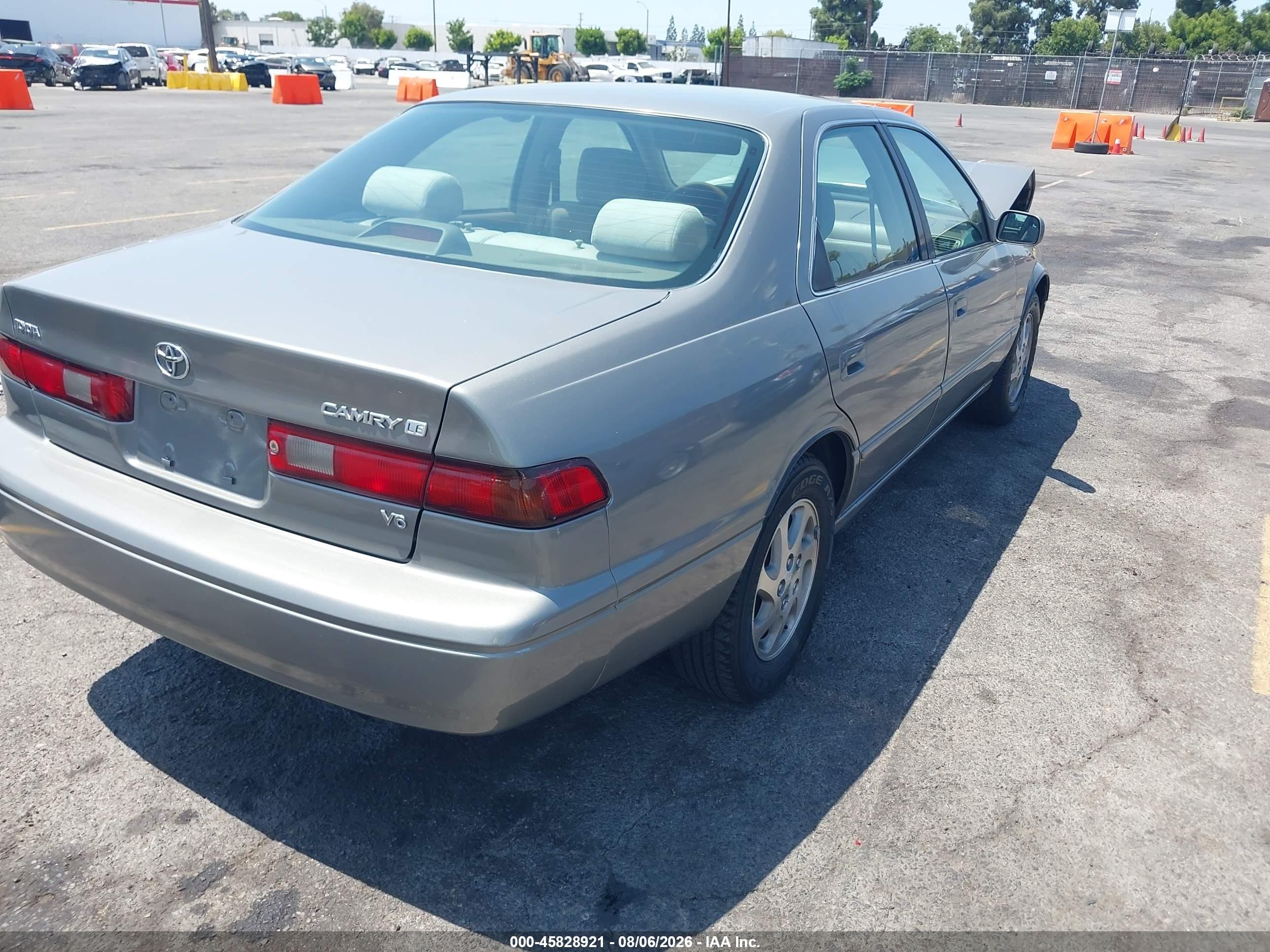 1999 Toyota Camry Le V6 Gray vin: JT2BF28K2X0201104