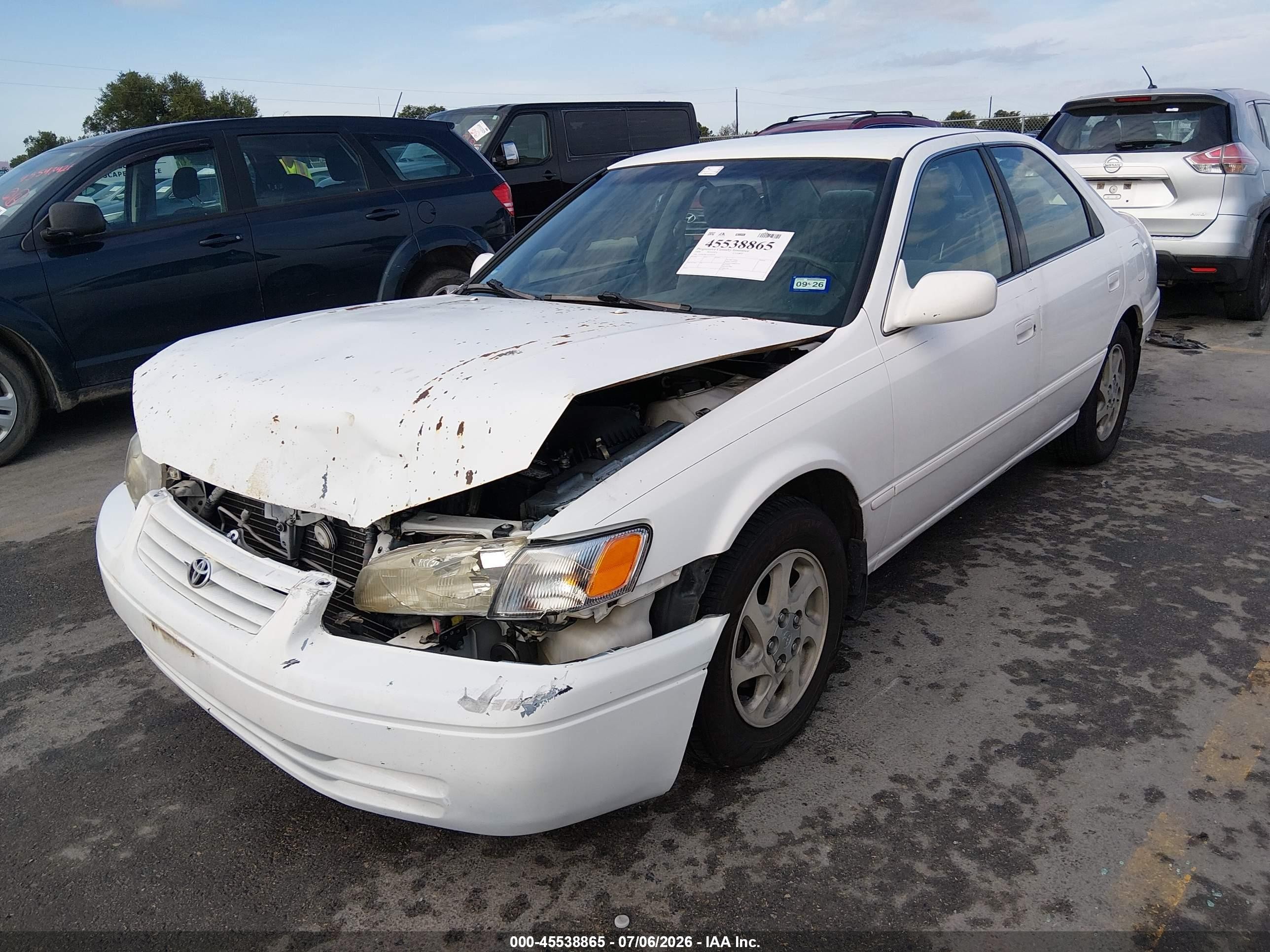1999 Toyota Camry Le V6 White vin: JT2BF28K3X0203976