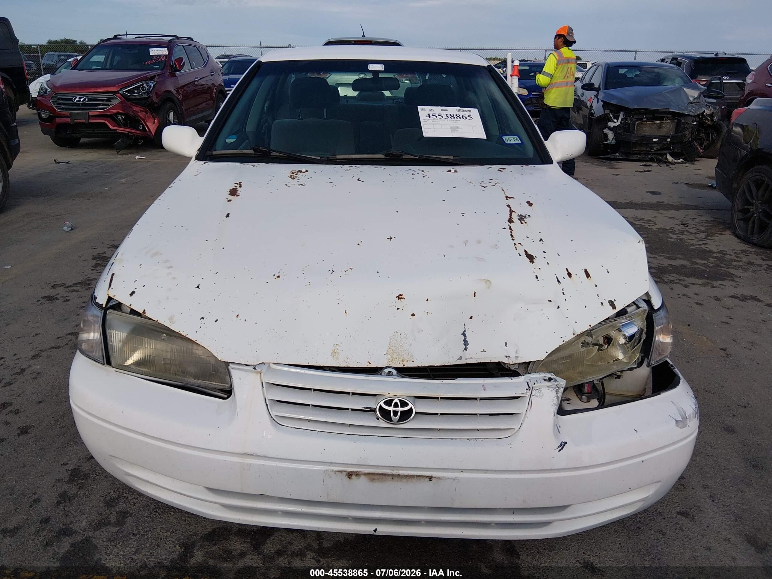 1999 Toyota Camry Le V6 White vin: JT2BF28K3X0203976