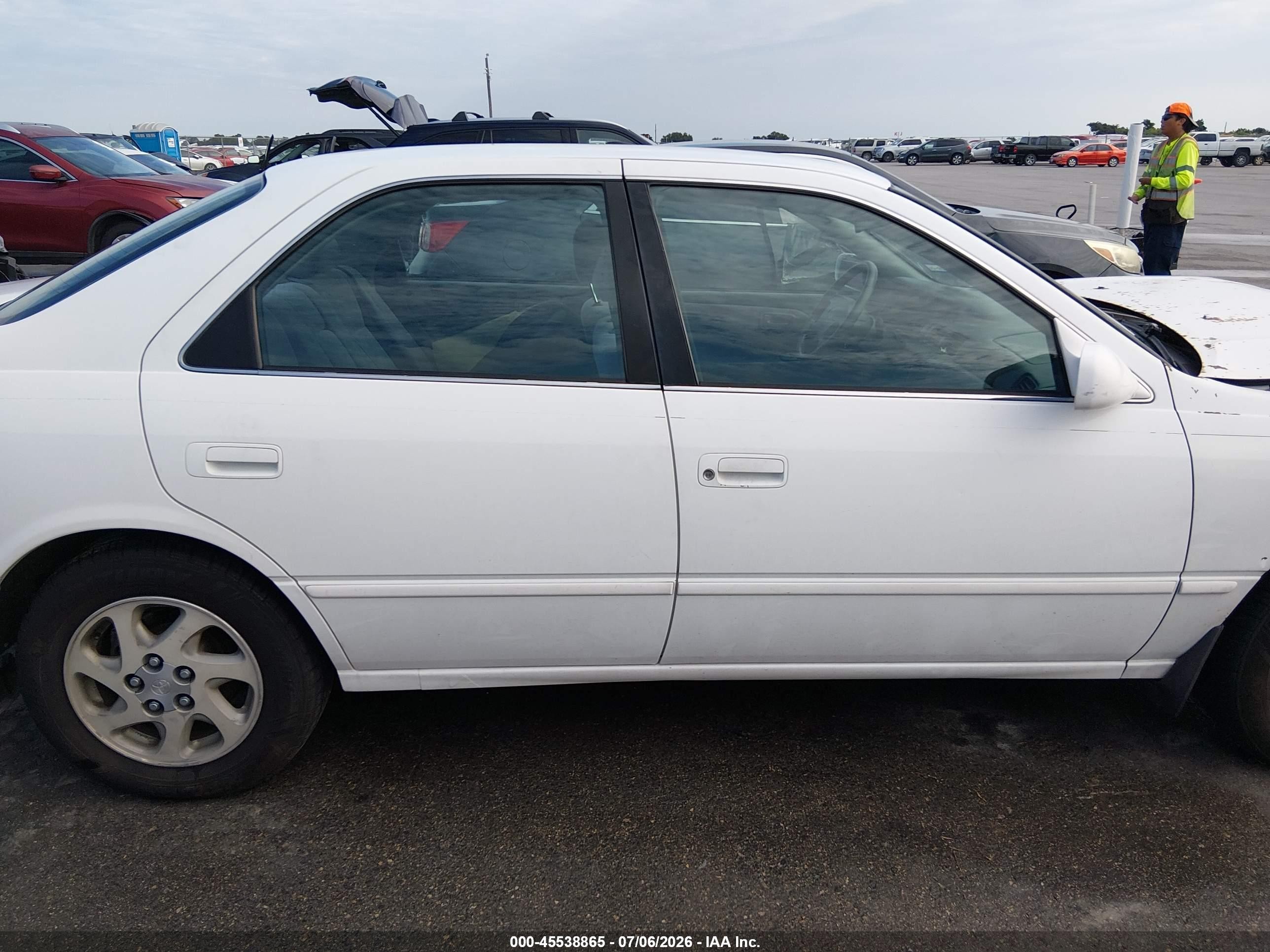 1999 Toyota Camry Le V6 White vin: JT2BF28K3X0203976