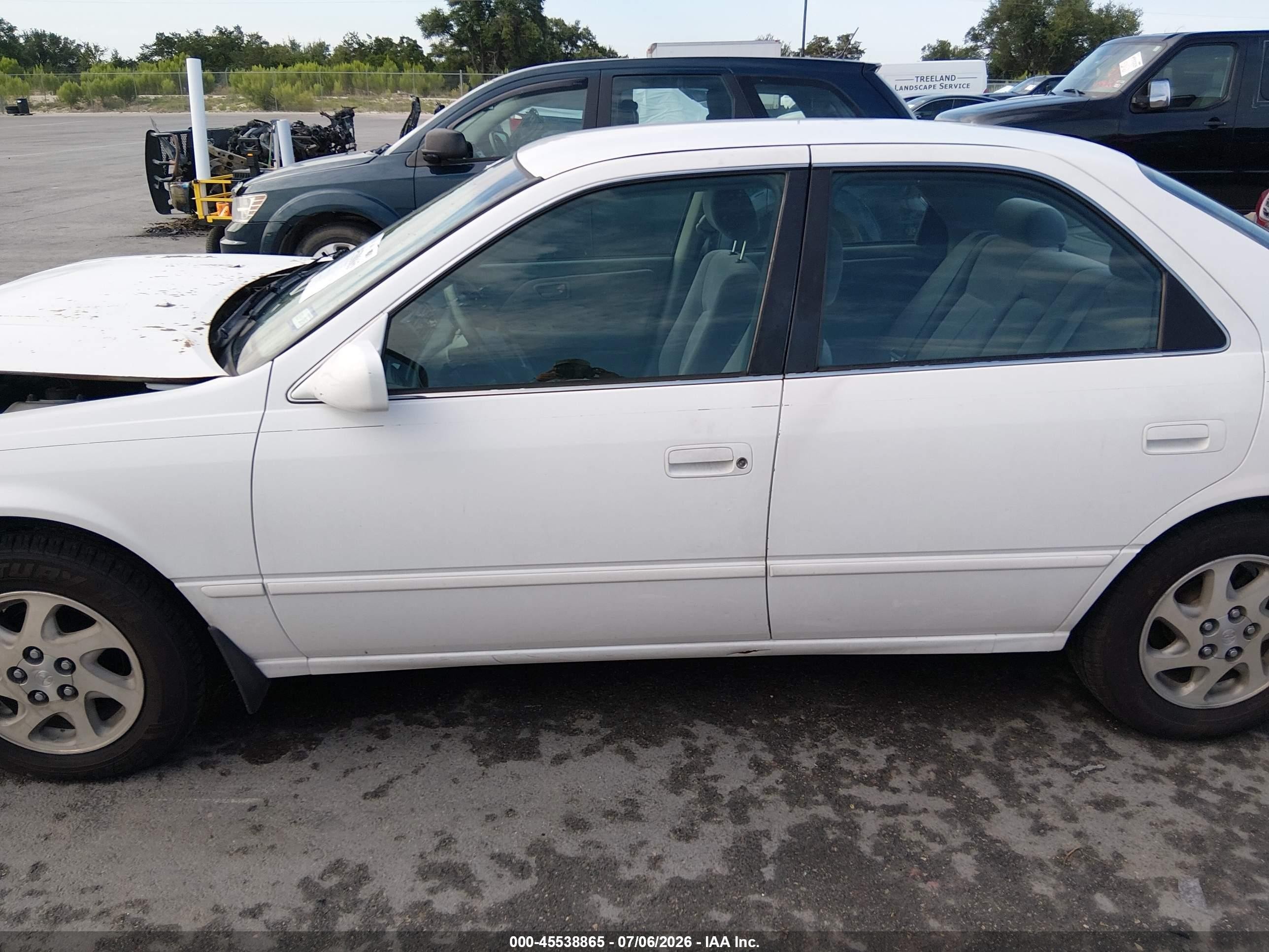 1999 Toyota Camry Le V6 White vin: JT2BF28K3X0203976