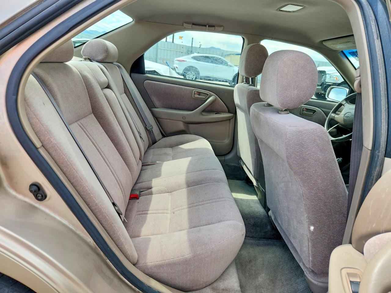 1999 Toyota Camry Le V6 Tan vin: JT2BF28K3X0204609