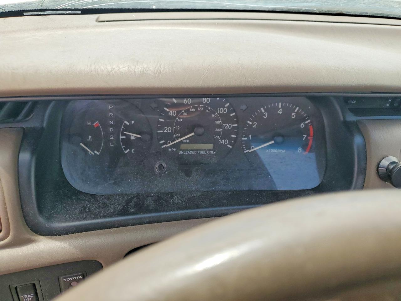 1999 Toyota Camry Le V6 Gold vin: JT2BF28K3X0235505