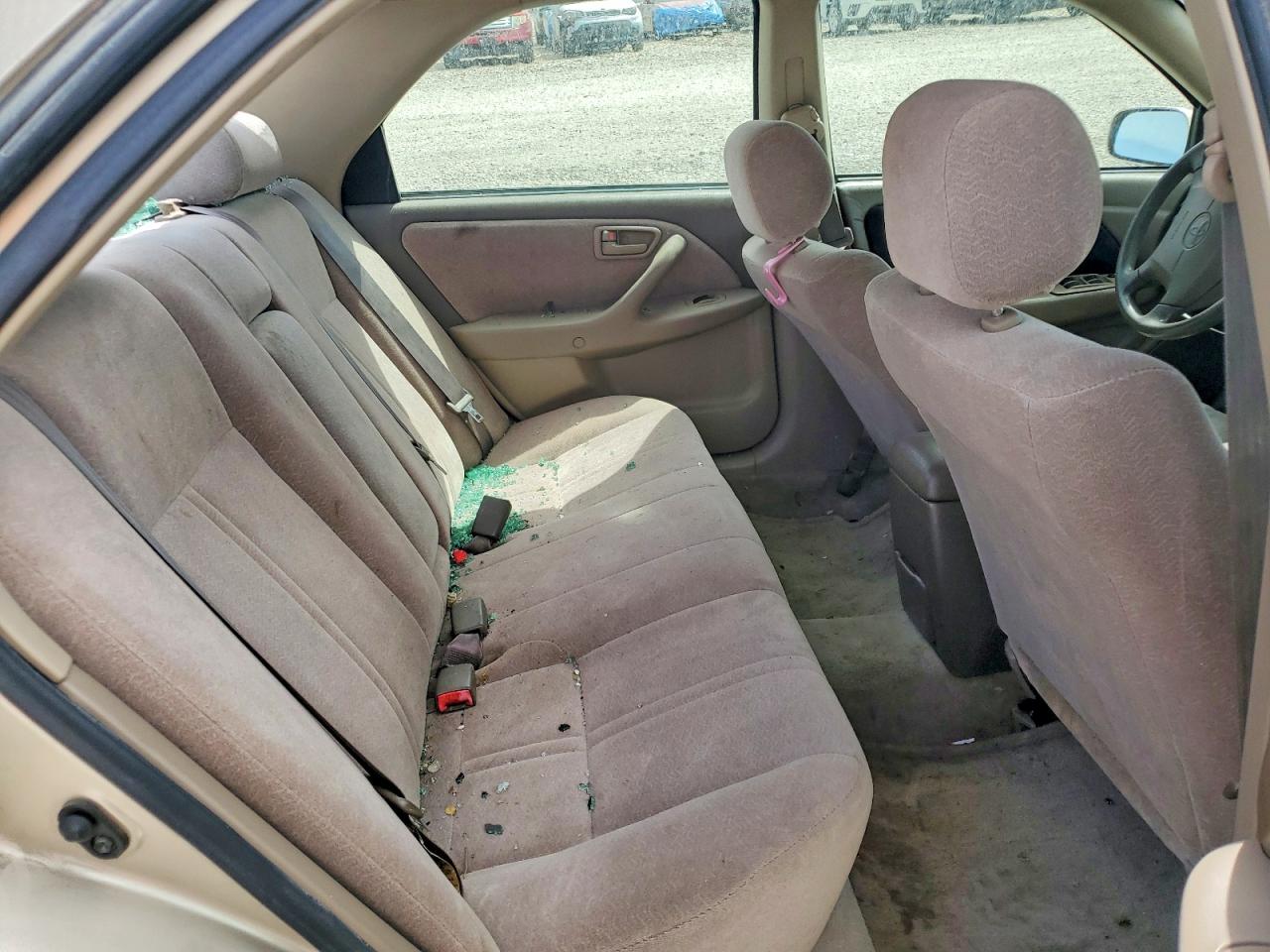 1999 Toyota Camry Le V6 Gold vin: JT2BF28K3X0235505