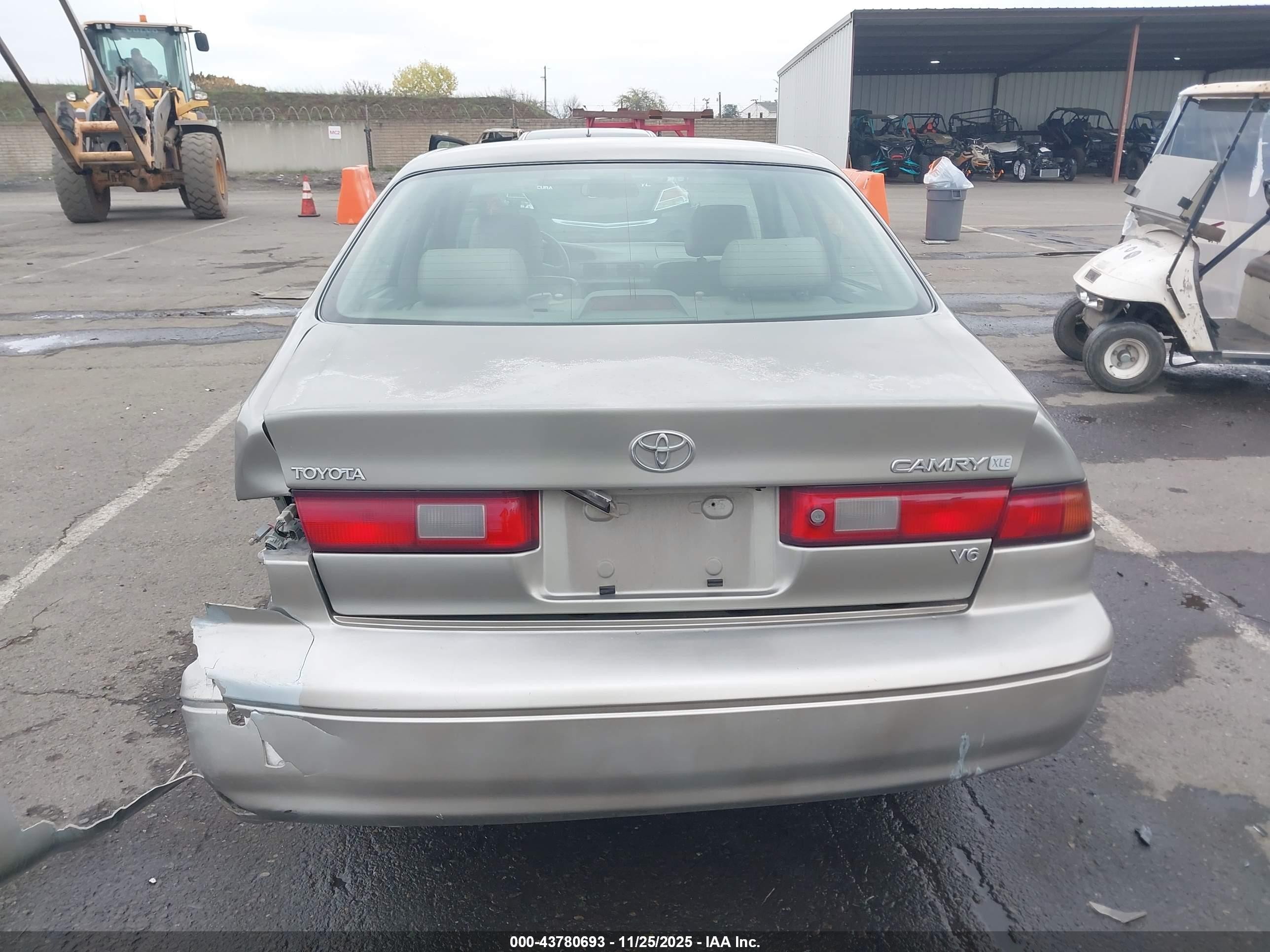 1998 Toyota Camry Xle V6 Silver vin: JT2BF28K5W0086495