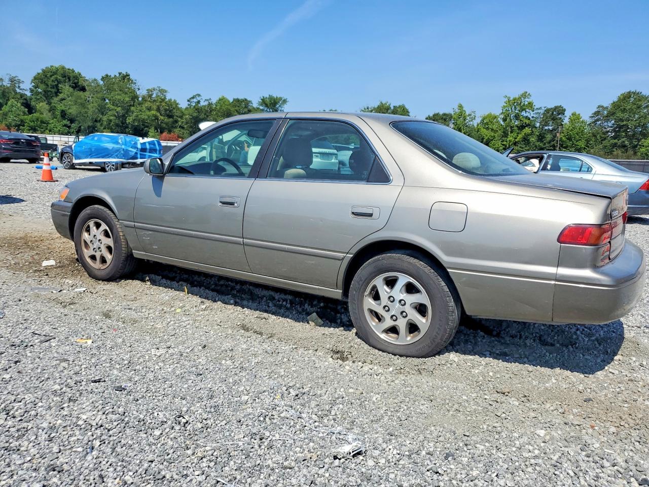 1999 Toyota Camry Le V6 Green vin: JT2BF28K5X0157955