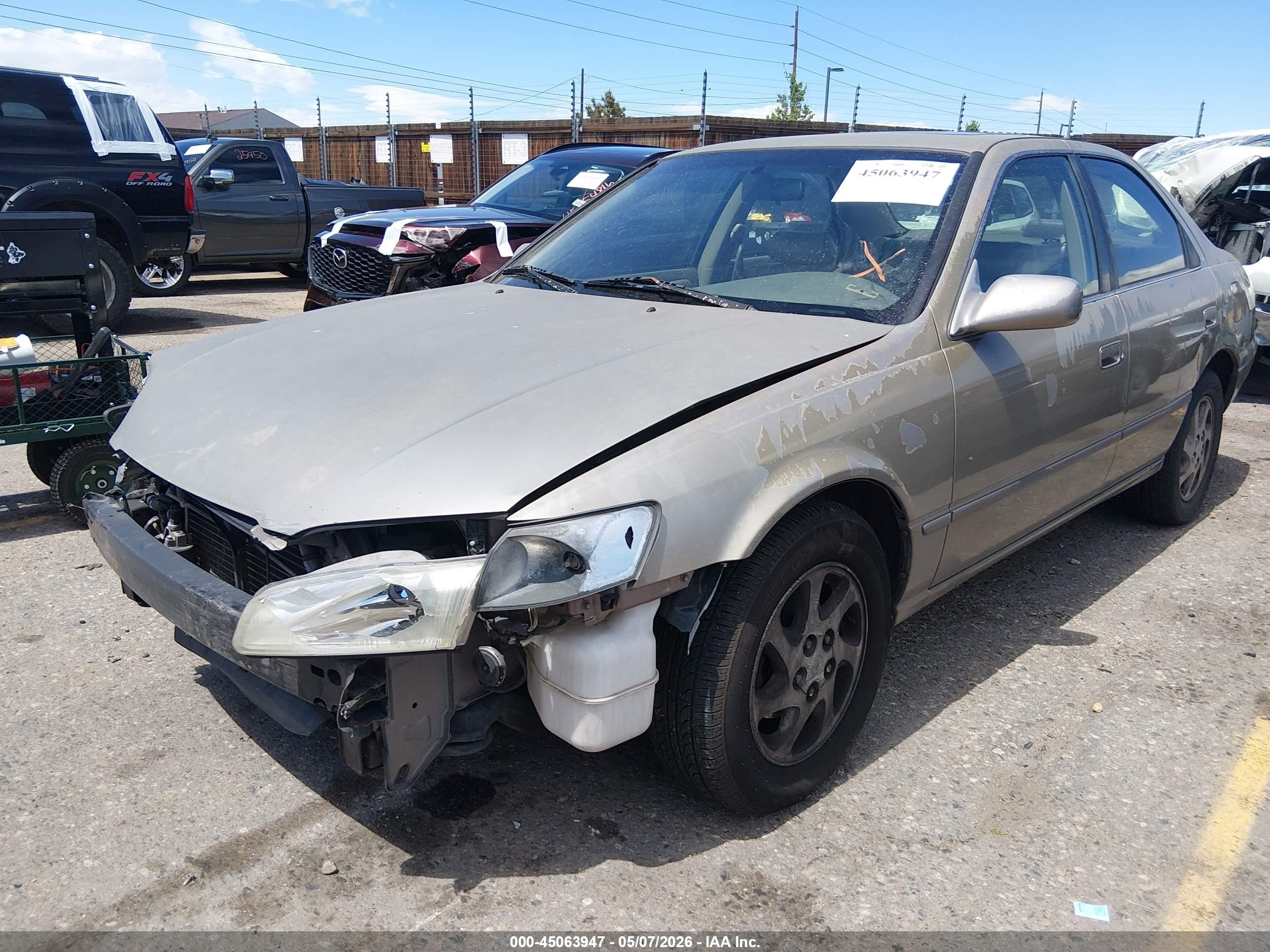 1999 Toyota Camry Xle V6 Gold vin: JT2BF28K6X0188051