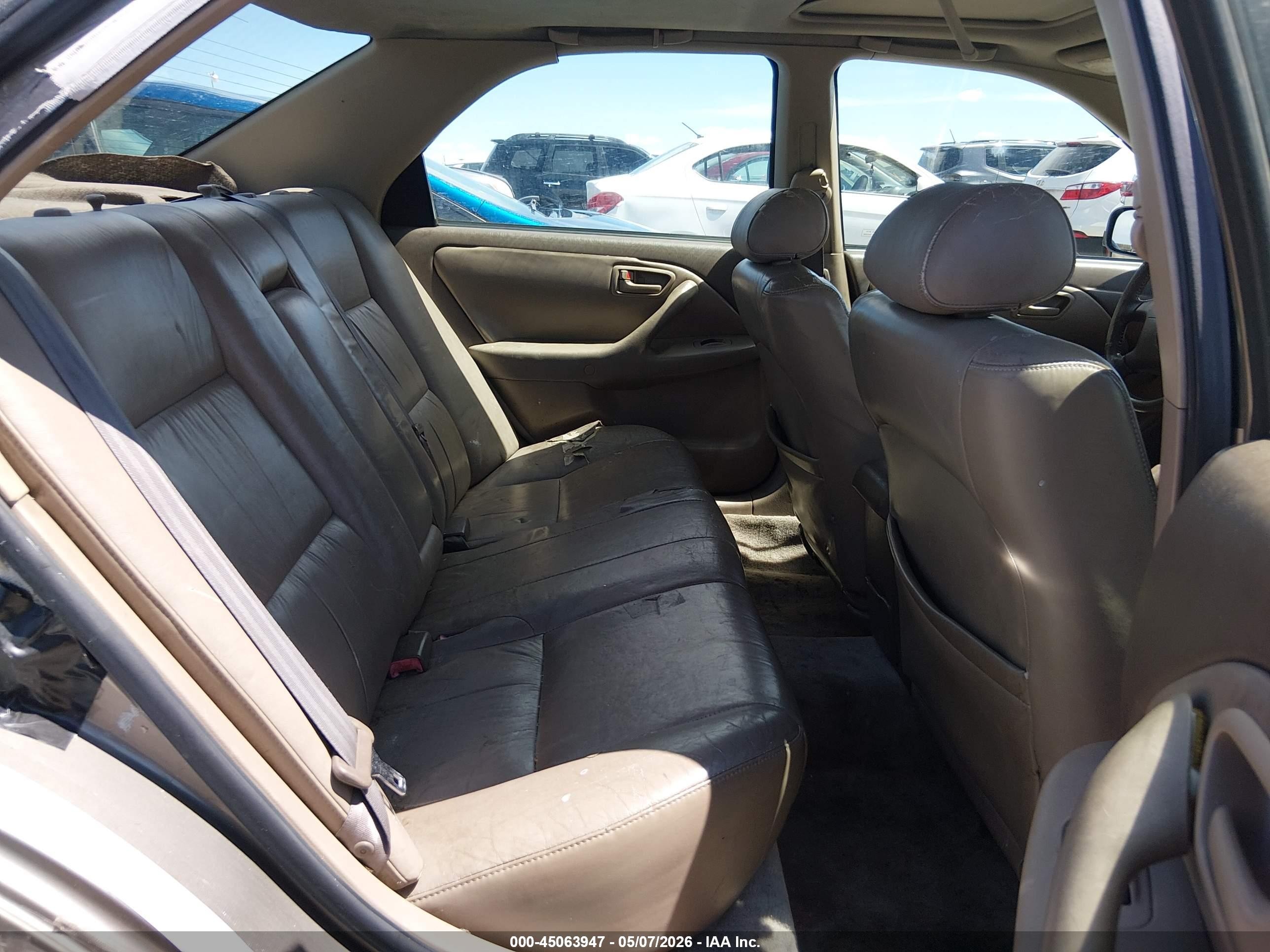 1999 Toyota Camry Xle V6 Gold vin: JT2BF28K6X0188051