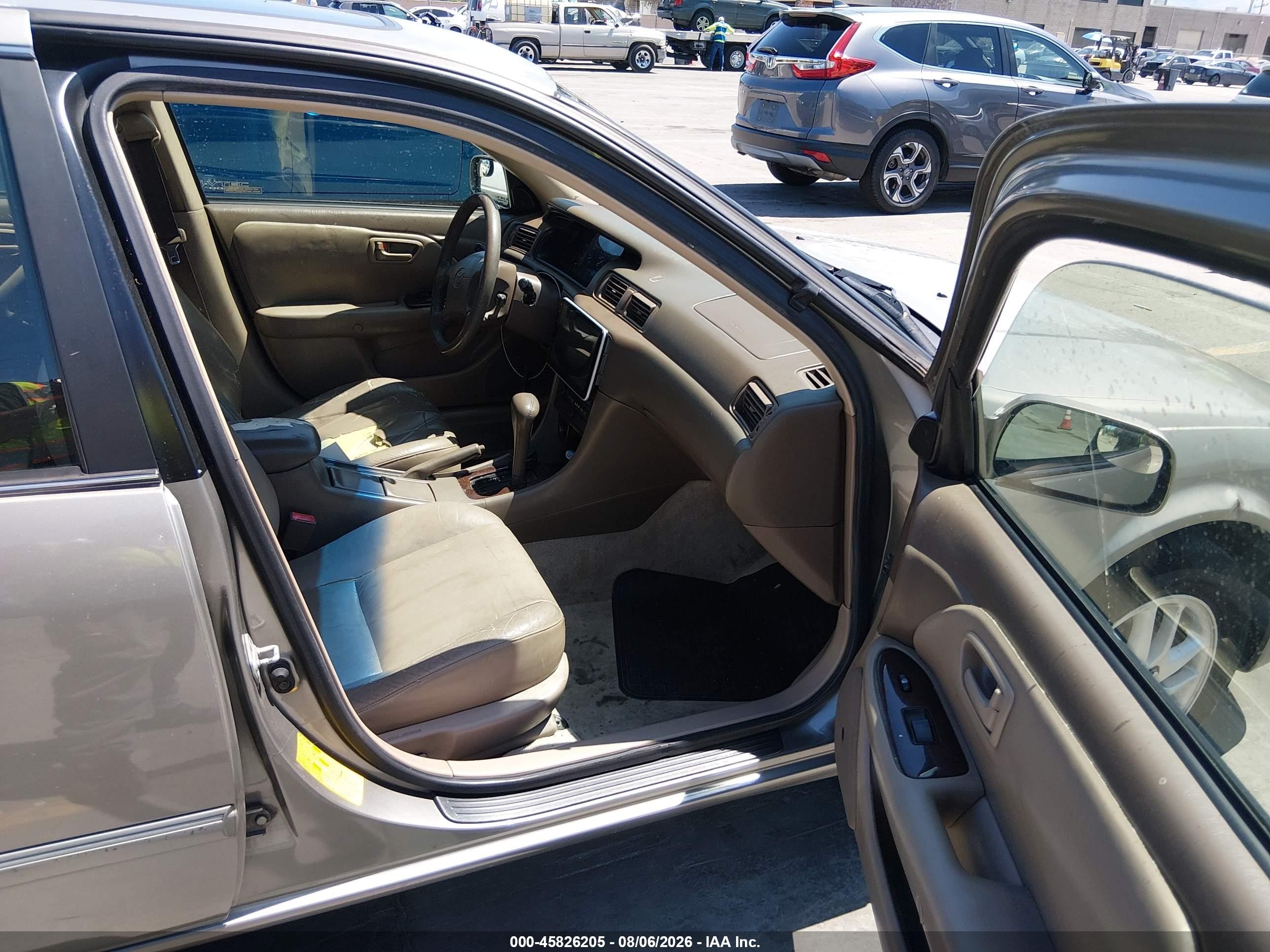 2001 Toyota Camry Xle V6 Бежевый vin: JT2BF28K710307992