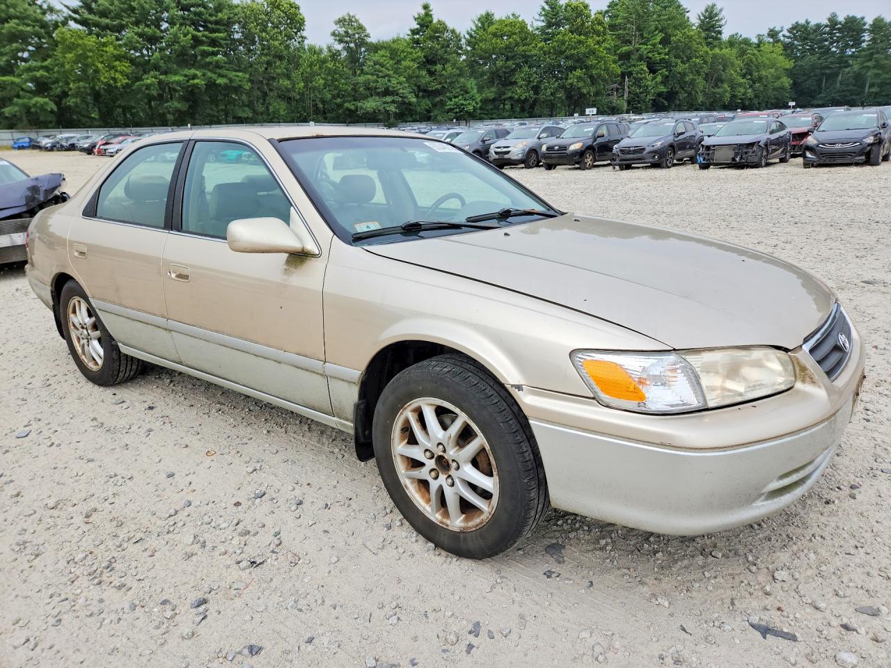 2001 Toyota Camry Le V6 Beige vin: JT2BF28K710315039