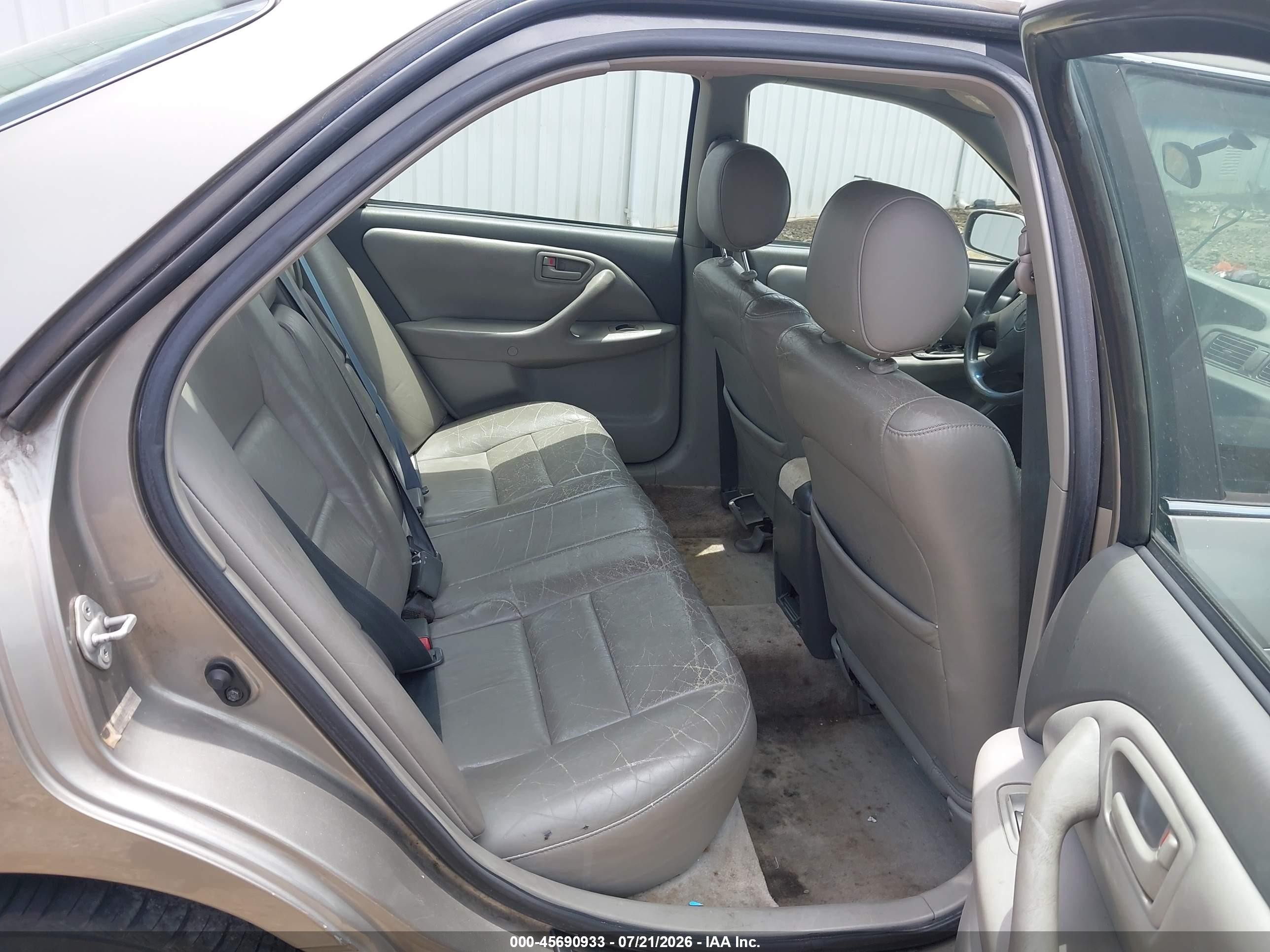 1999 Toyota Camry Le V6 Gold vin: JT2BF28K7X0159495