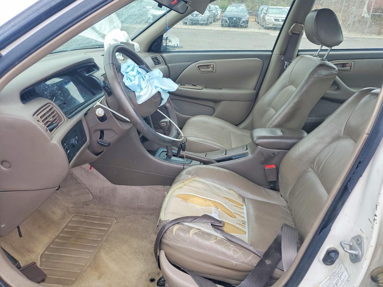 1998 Toyota Camry Xle V6 White vin: JT2BF28K8W0090637