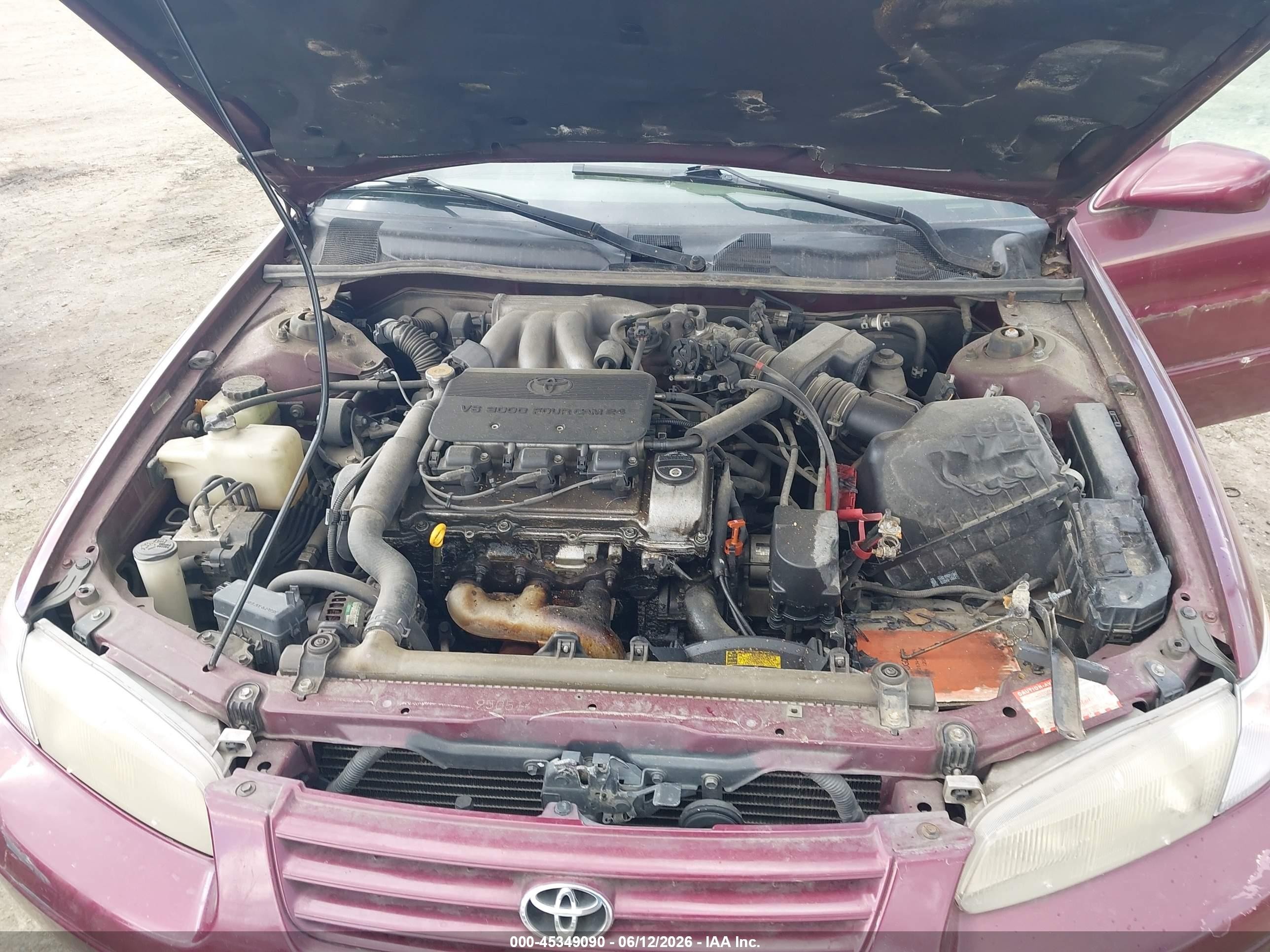 1998 Toyota Camry Xle V6 Maroon vin: JT2BF28K8W0129128