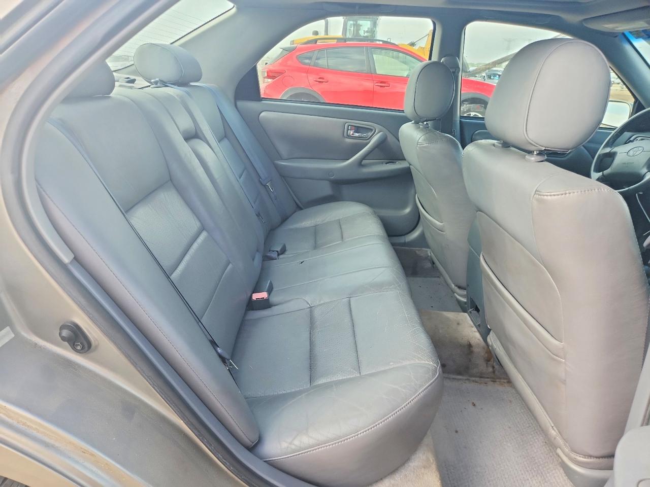 2001 Toyota Camry Le Серый vin: JT2BF28KX10296339