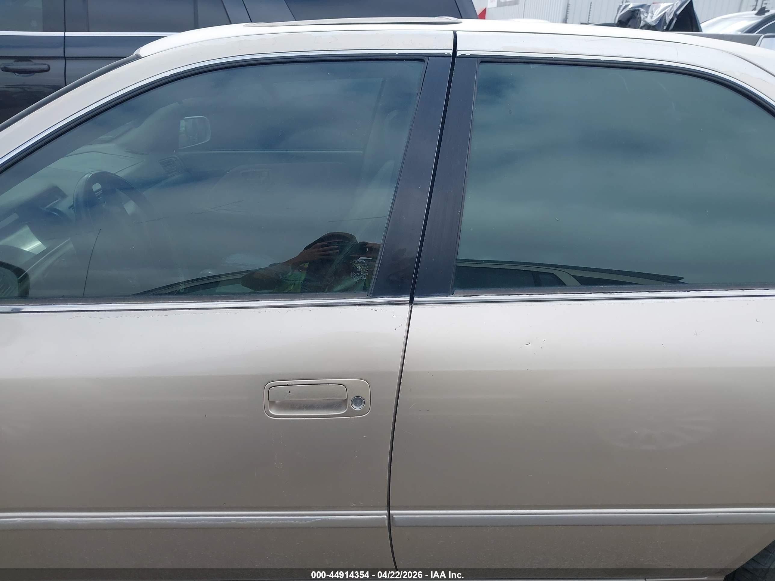 1998 Toyota Camry Xle V6 Champagne vin: JT2BF28KXW0119443