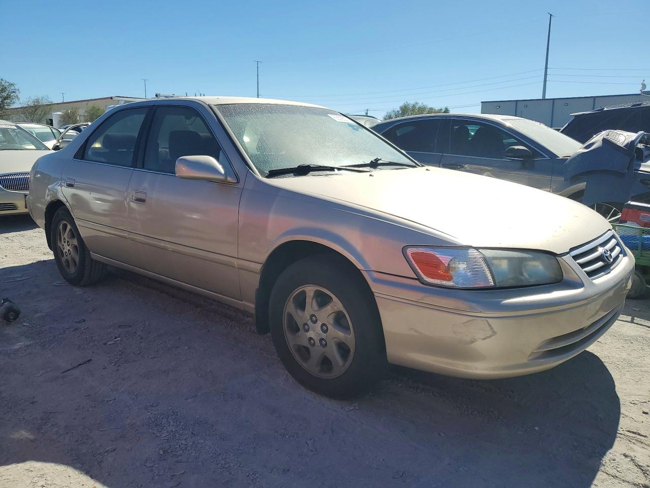 2000 Toyota Camry Le V6 Gold vin: JT2BF28KXY0242517