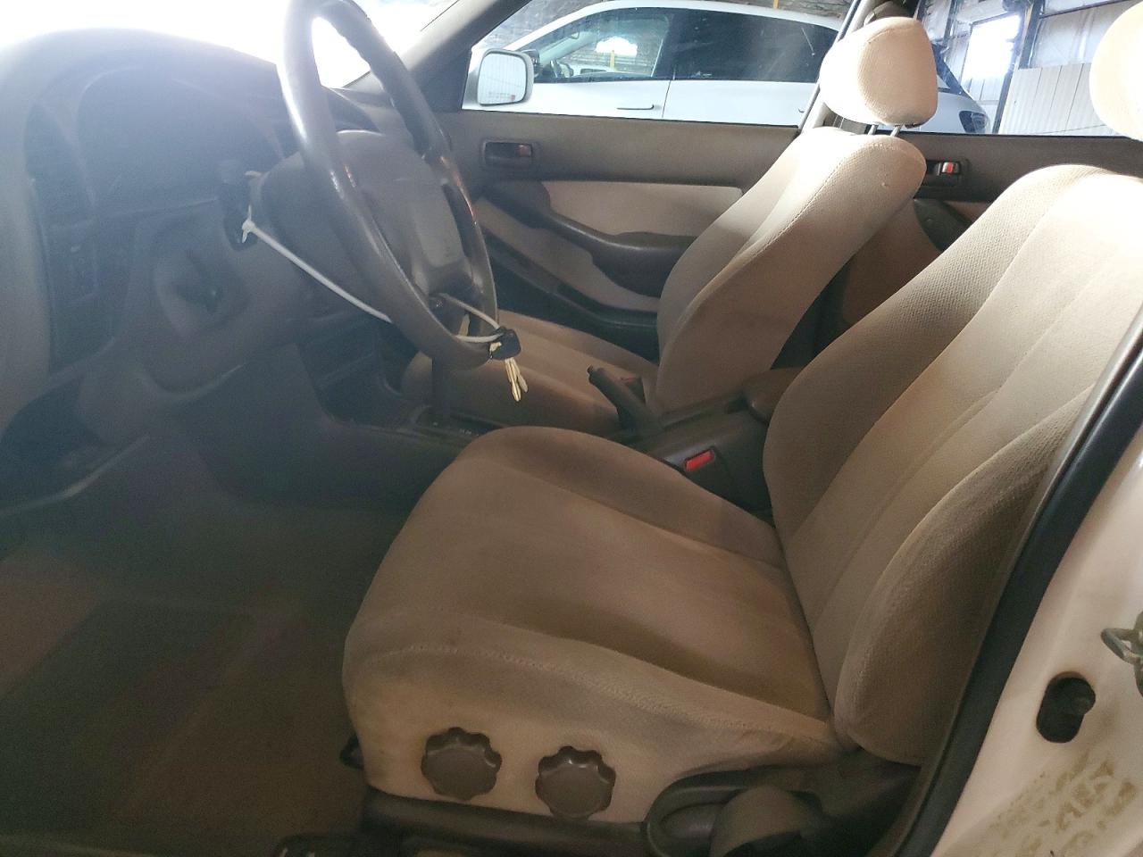 1996 Toyota Camry Le Beige vin: JT2BG12K1T0414474