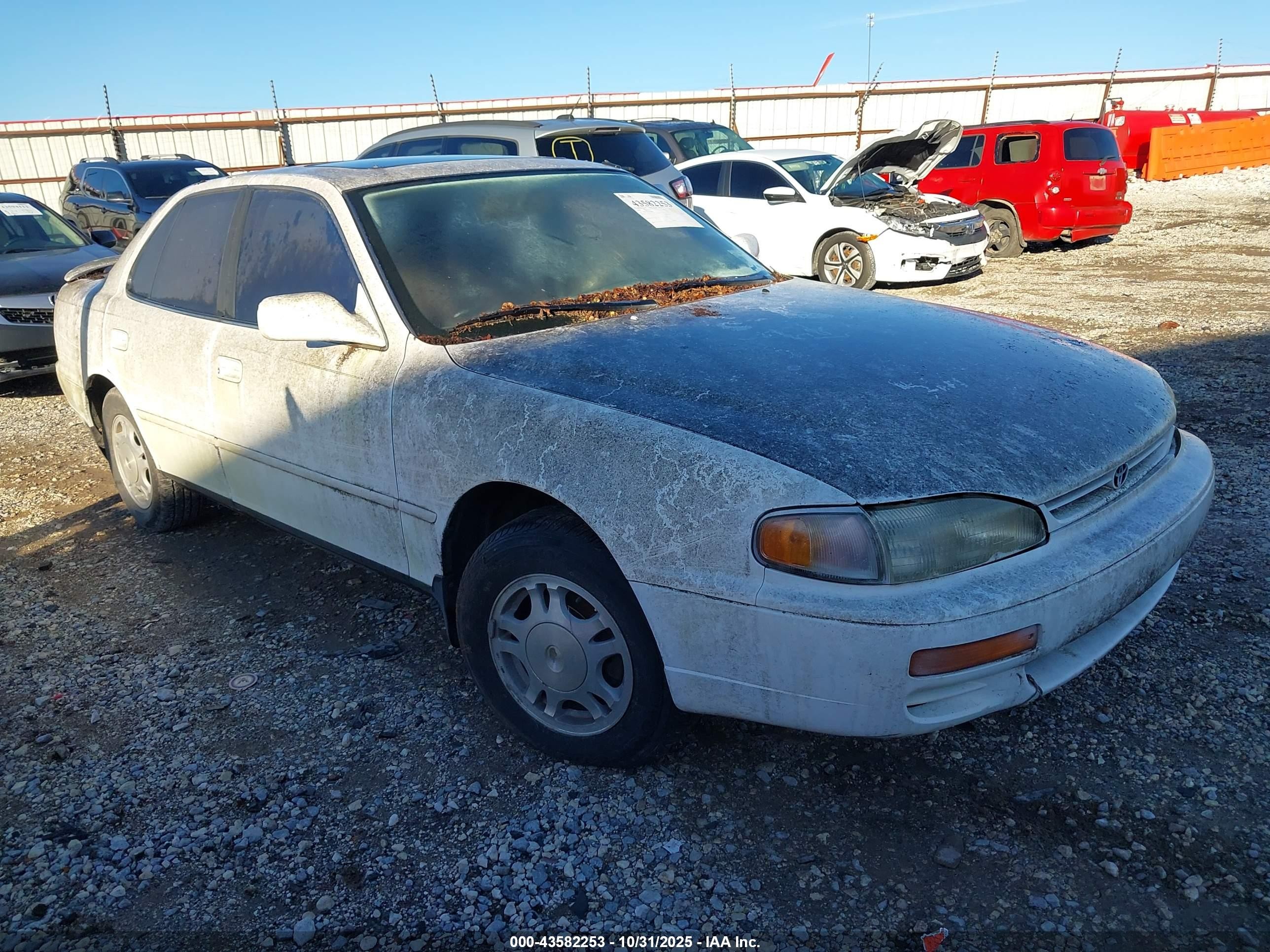 1996 Toyota Camry Dx/le/xle Белый vin: JT2BG12K4T0364606