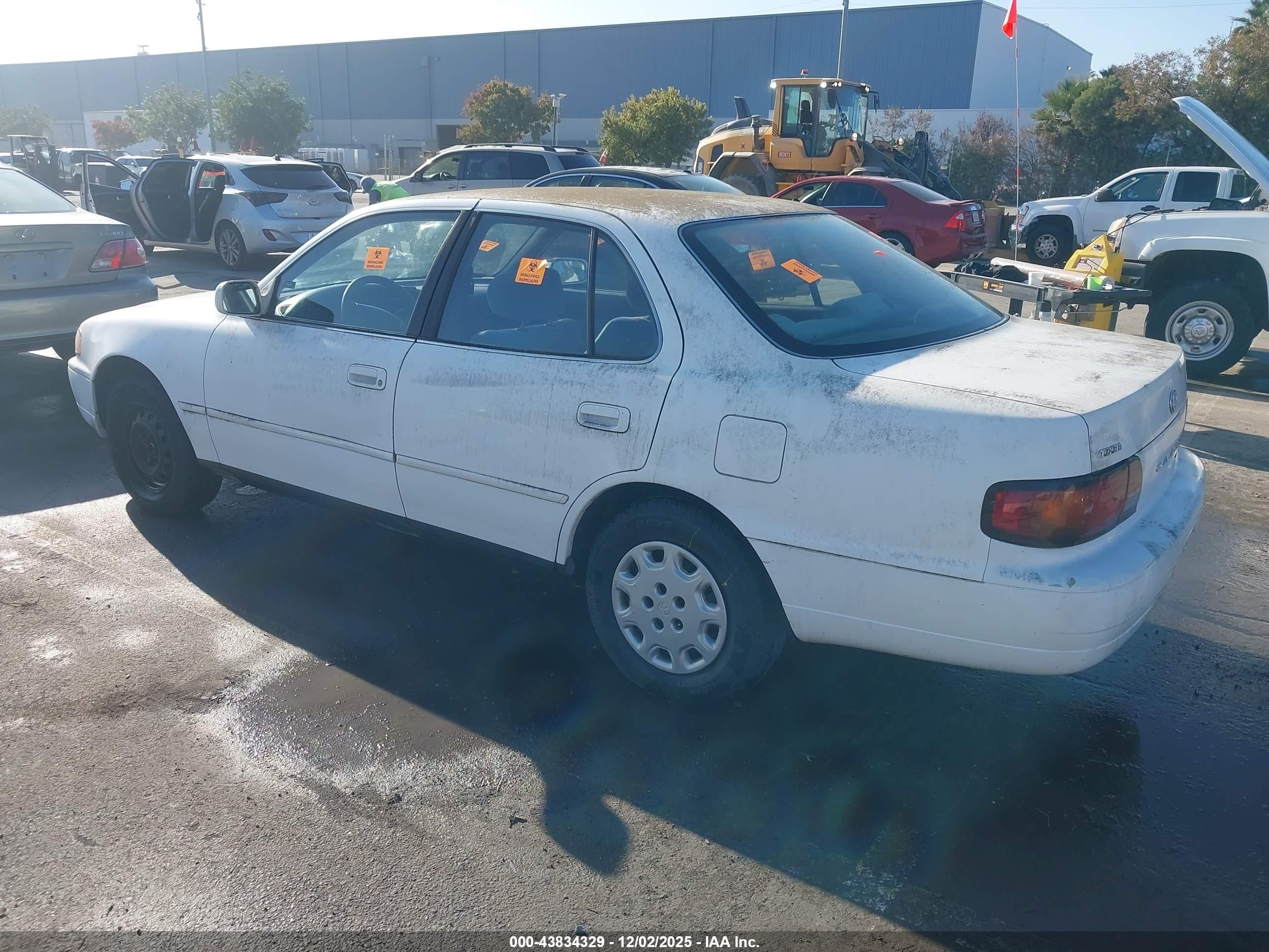 1996 Toyota Camry Dx/le/xle White vin: JT2BG12K7T0349971