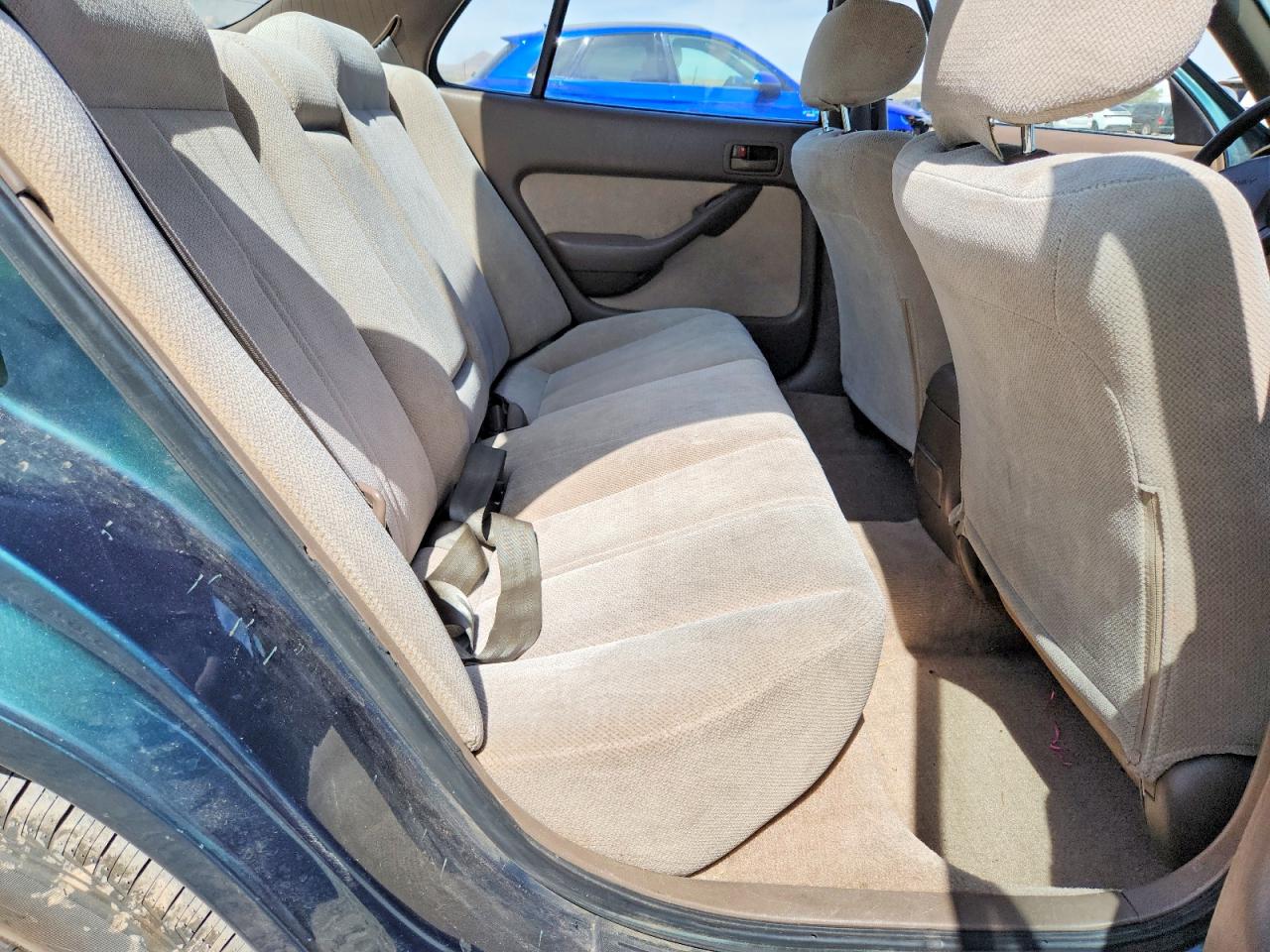 1996 Toyota Camry Le Green vin: JT2BG12K8T0351597