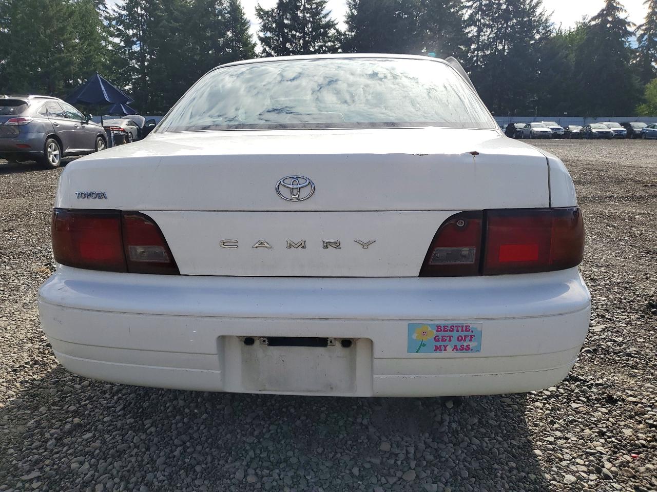 1996 Toyota Camry Dx White vin: JT2BG12K9T0342214