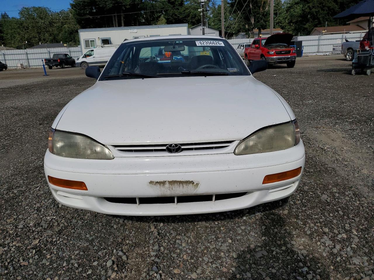 1996 Toyota Camry Dx White vin: JT2BG12K9T0342214