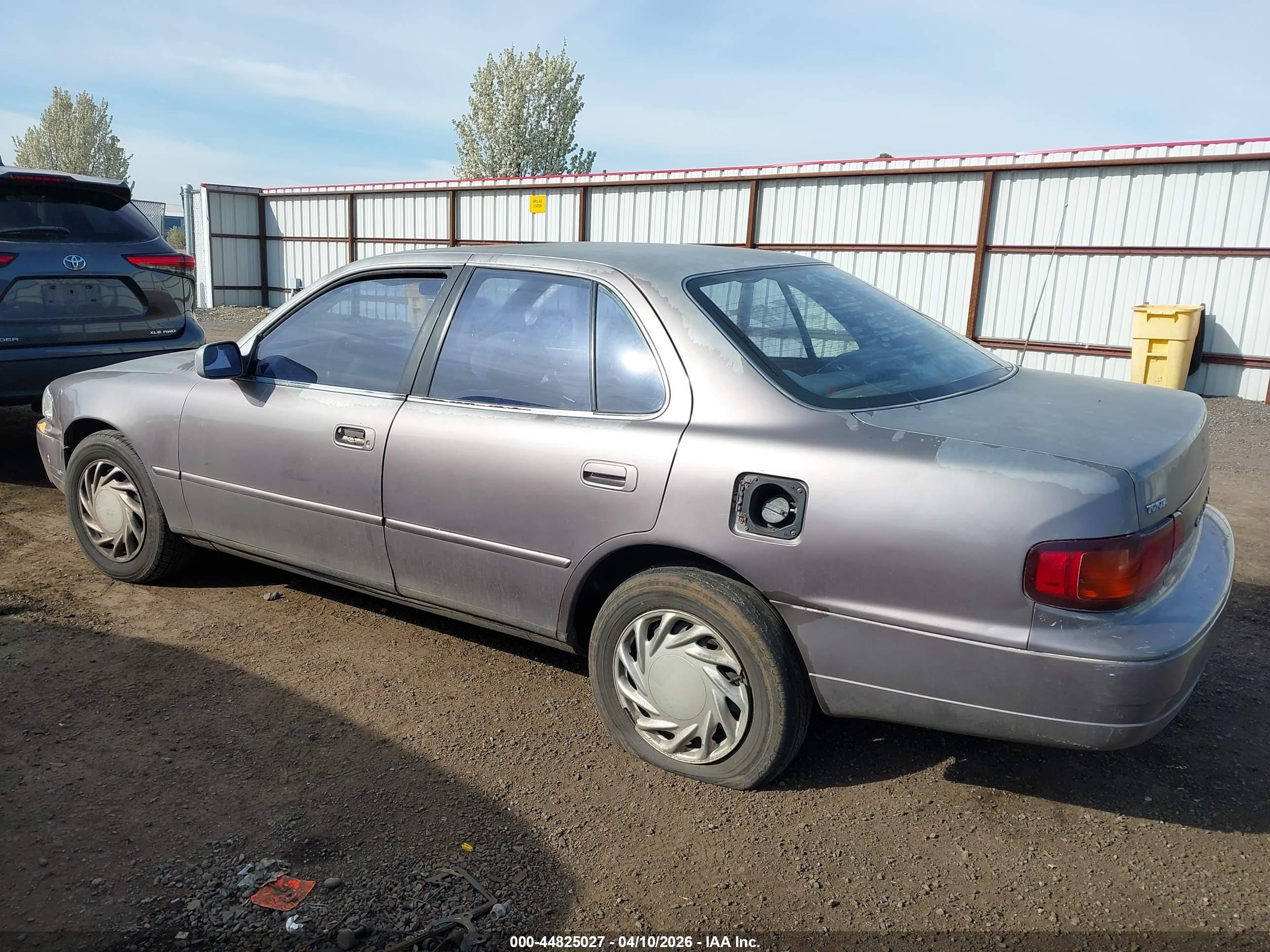 1996 Toyota Camry Dx/le/xle Gray vin: JT2BG12KXT0358857