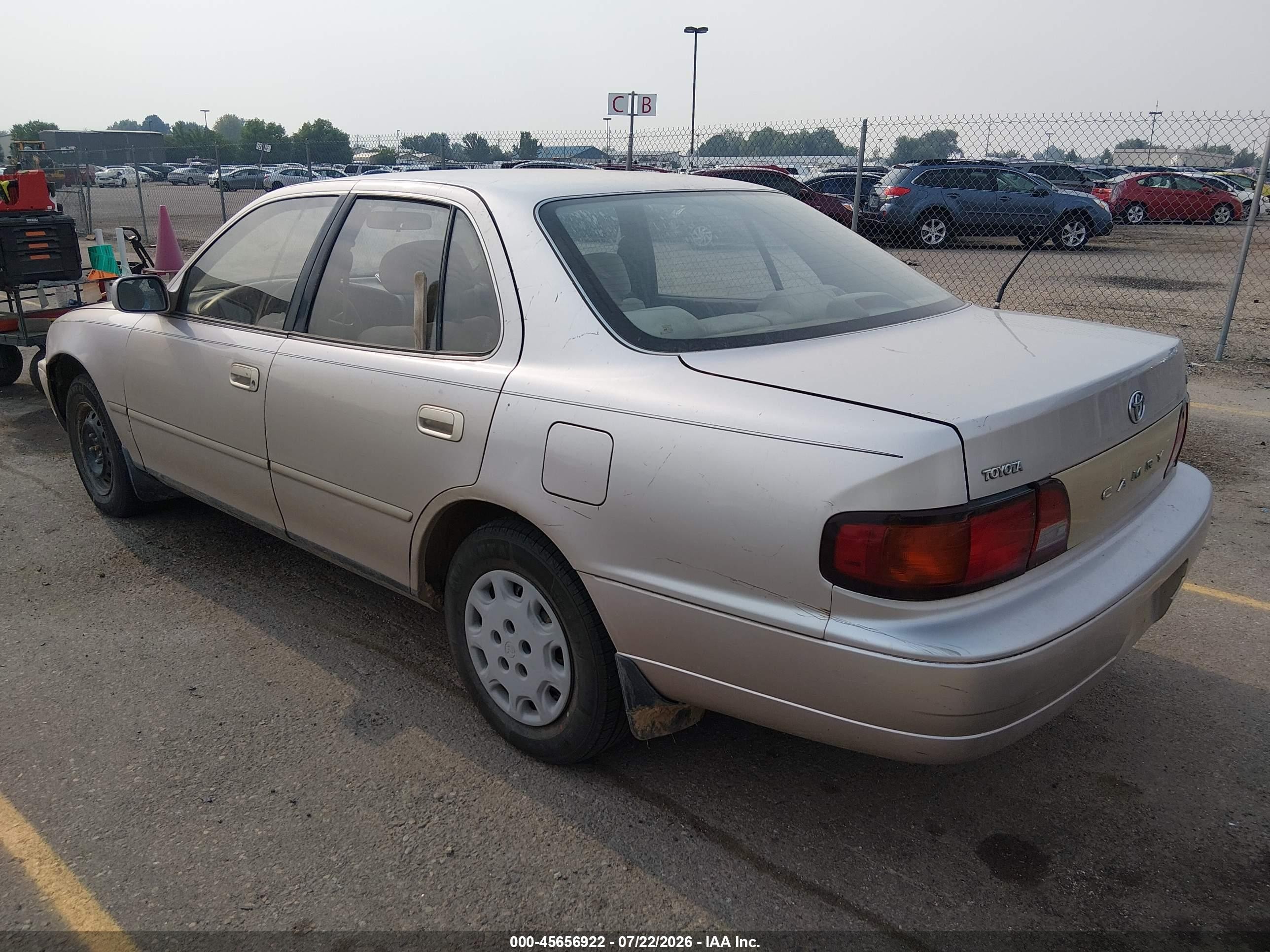 1996 Toyota Camry Dx/le/xle Beige vin: JT2BG12KXT0400542