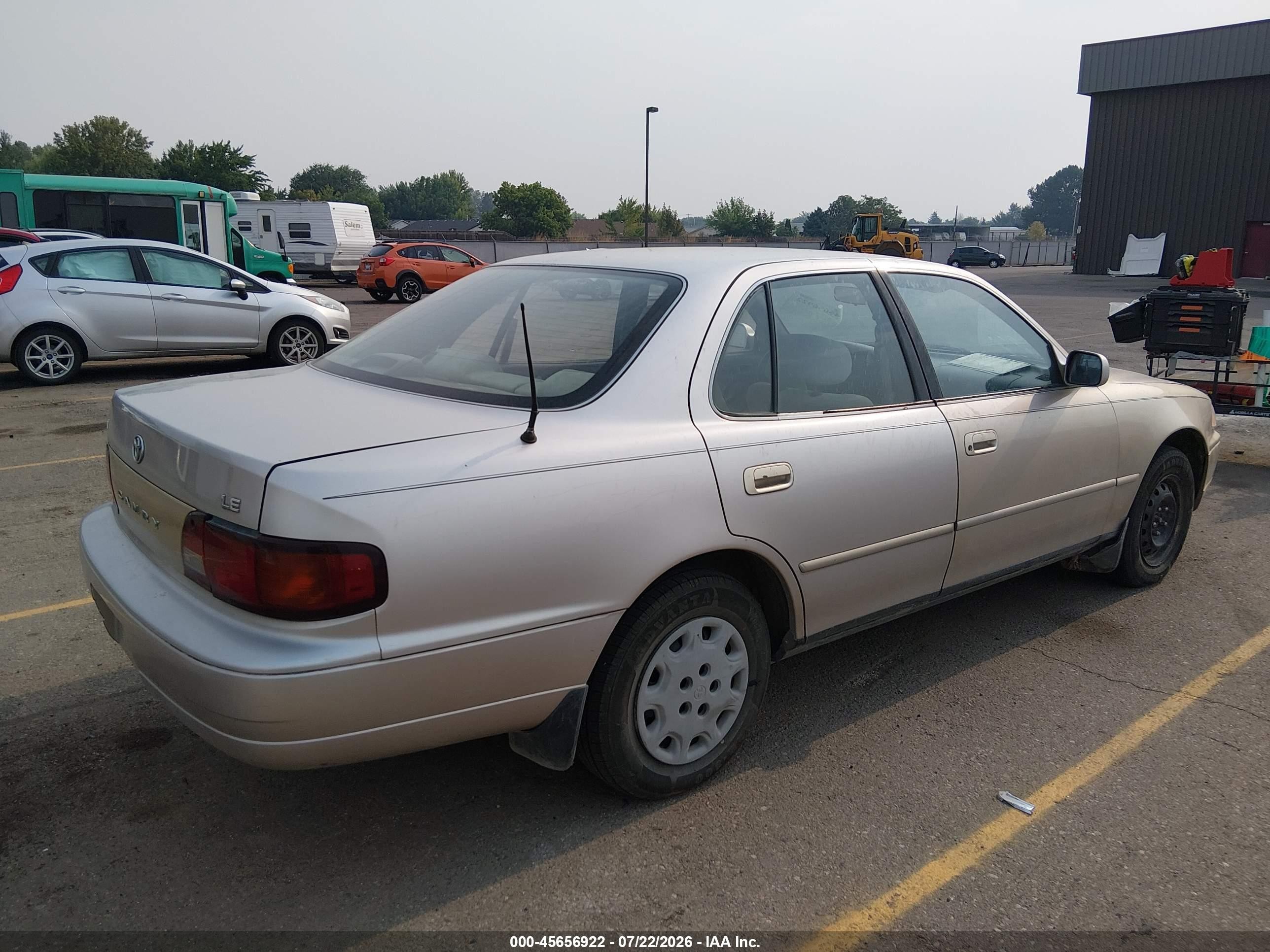 1996 Toyota Camry Dx/le/xle Beige vin: JT2BG12KXT0400542