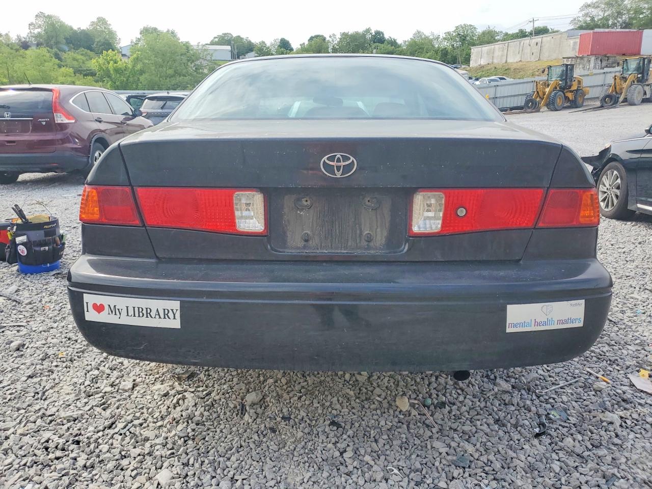 2001 Toyota Camry Ce Black vin: JT2BG22K010537539