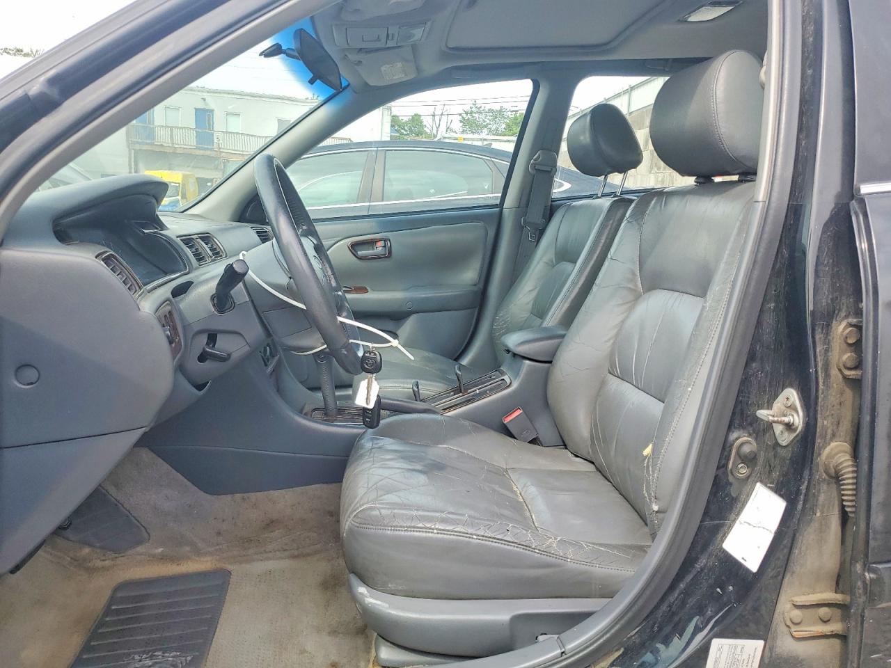 2001 Toyota Camry Ce Black vin: JT2BG22K010537539
