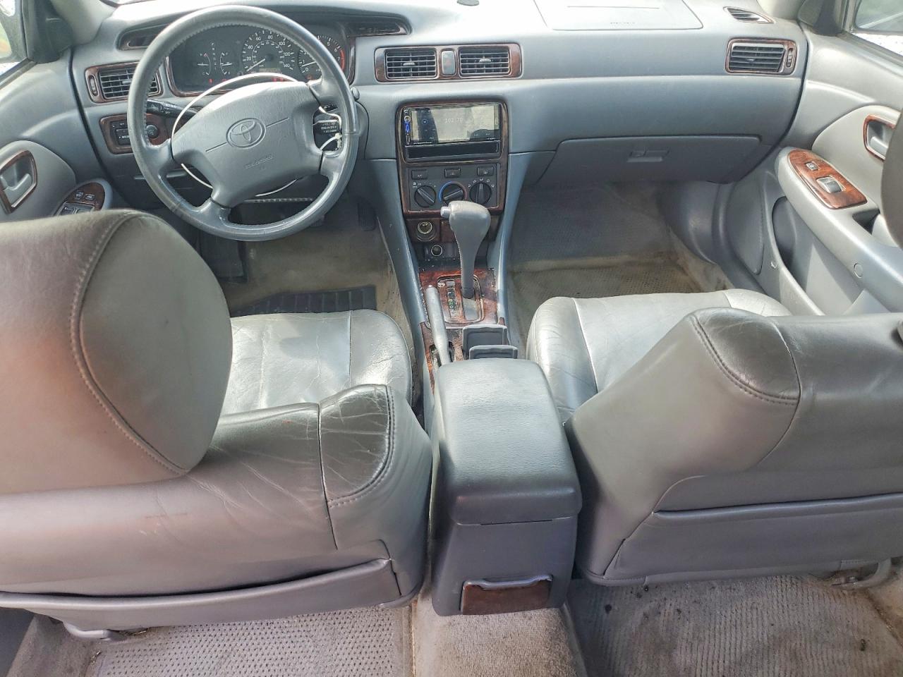 2001 Toyota Camry Ce Black vin: JT2BG22K010537539