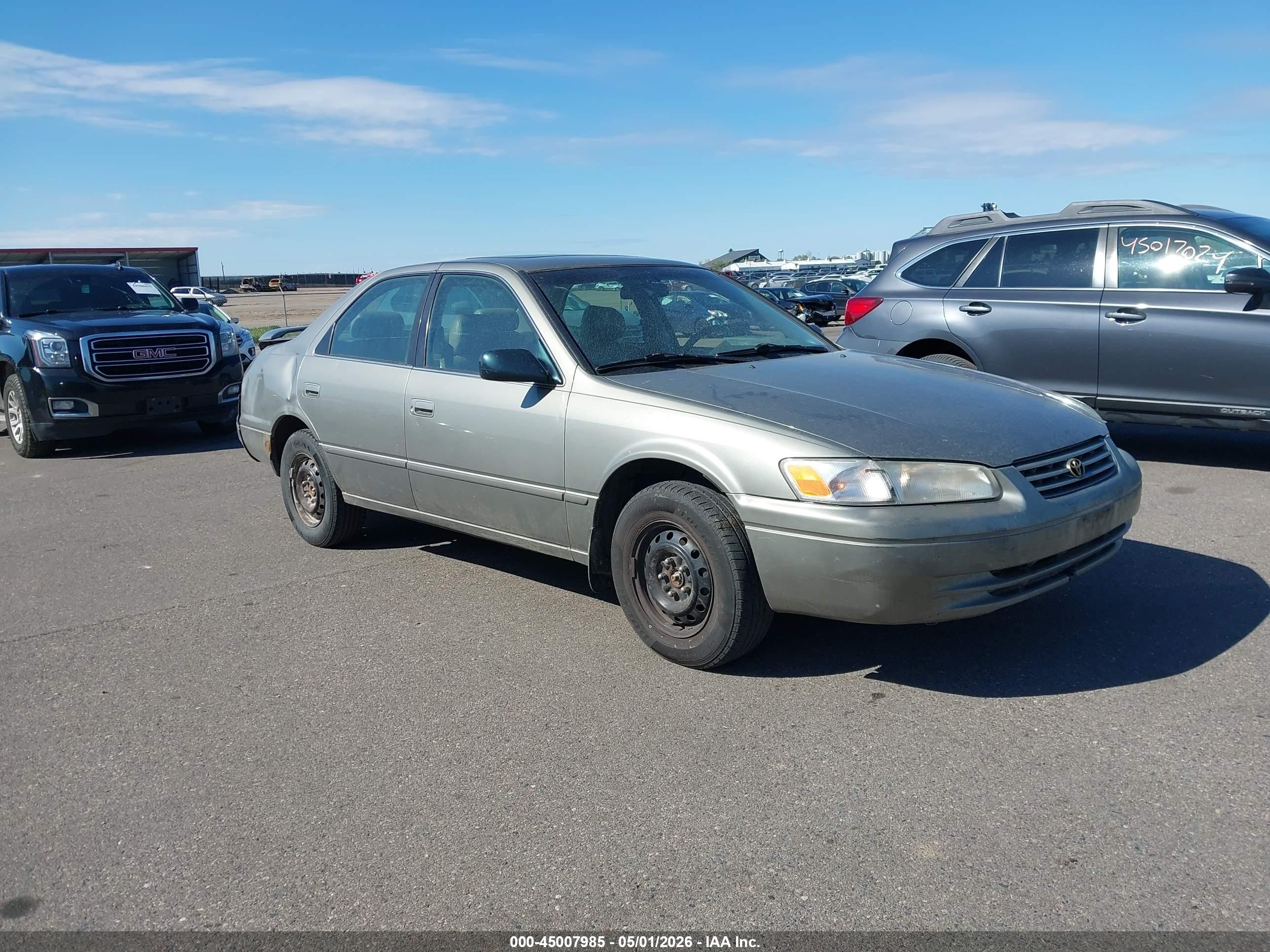 1997 Toyota Camry Le/xle Tan vin: JT2BG22K0V0095030