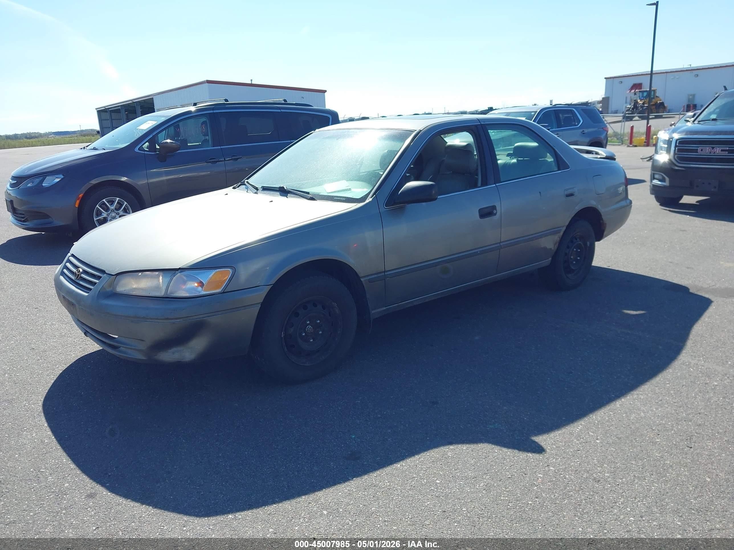 1997 Toyota Camry Le/xle Tan vin: JT2BG22K0V0095030