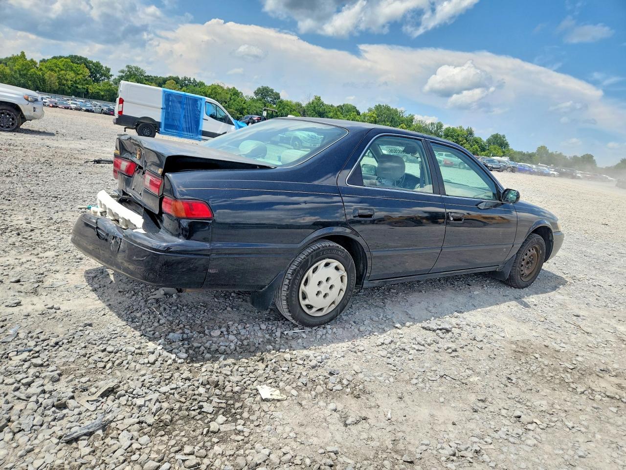 1998 Toyota Camry Le Black vin: JT2BG22K0W0185781