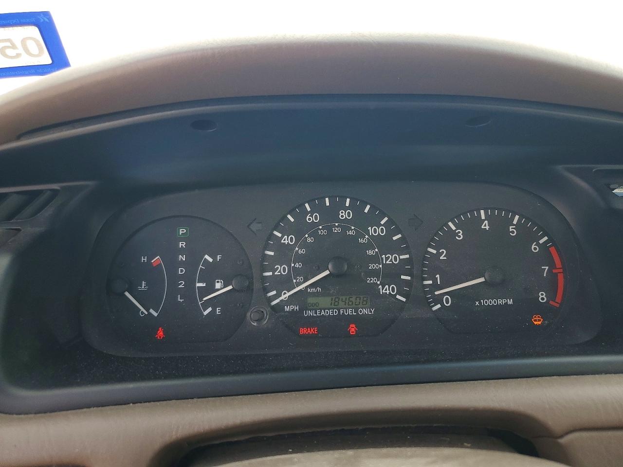 1998 Toyota Camry Le Gold vin: JT2BG22K0W0225812