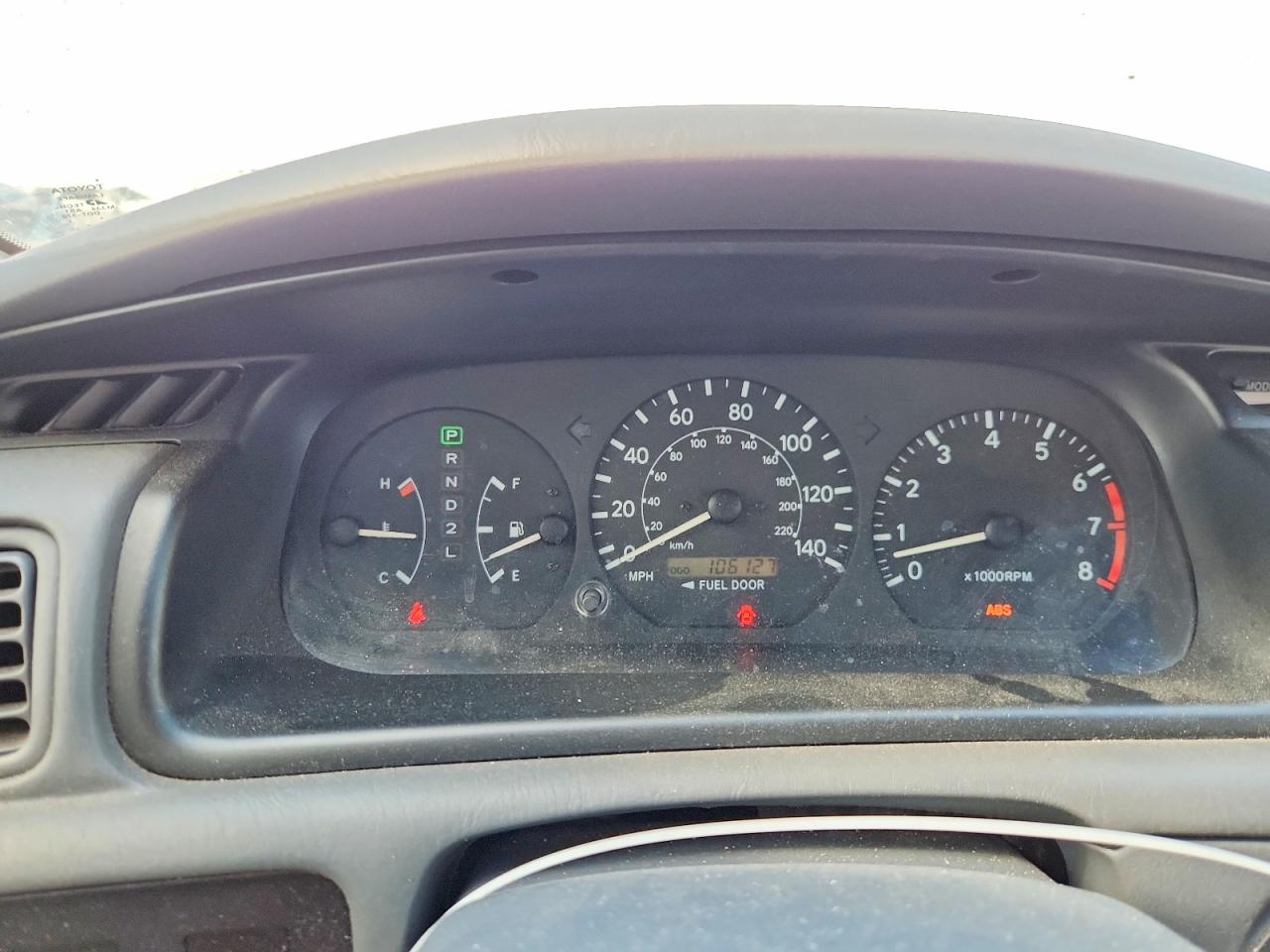 2000 Toyota Camry Le Silver vin: JT2BG22K0Y0506219