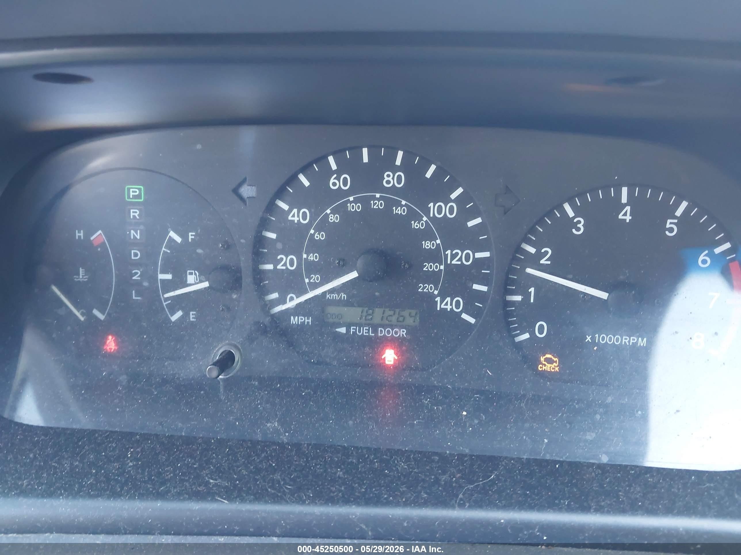2001 Toyota Camry Le White vin: JT2BG22K110559646