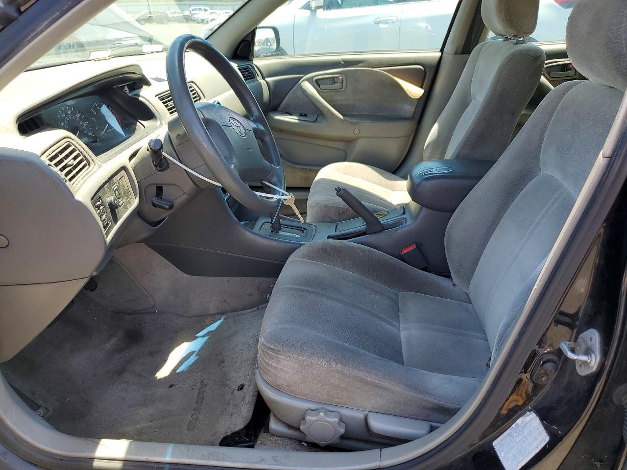 1997 Toyota Camry Le Black vin: JT2BG22K1V0024807
