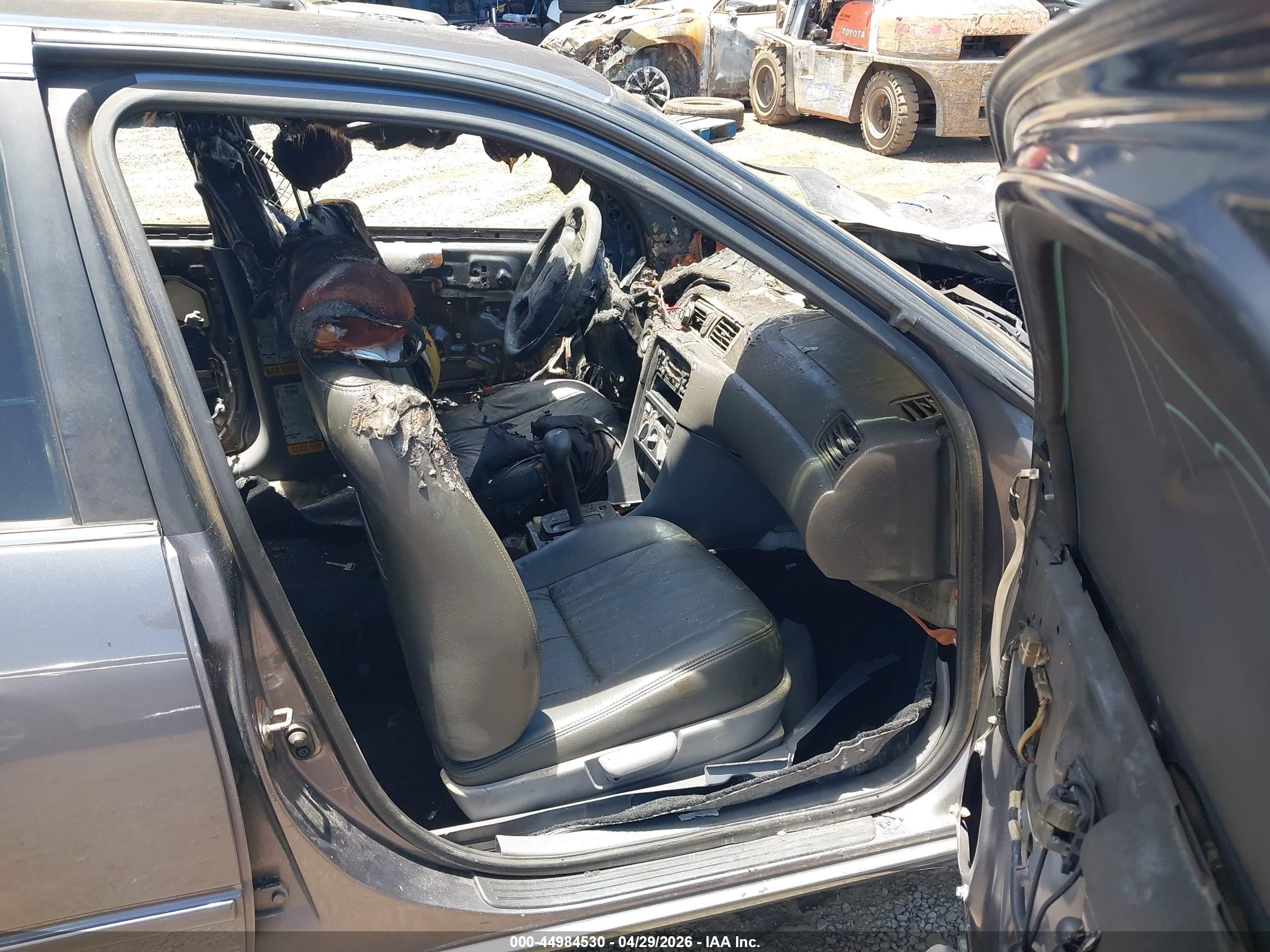 1998 Toyota Camry Ce/le/xle Gray vin: JT2BG22K1W0122608