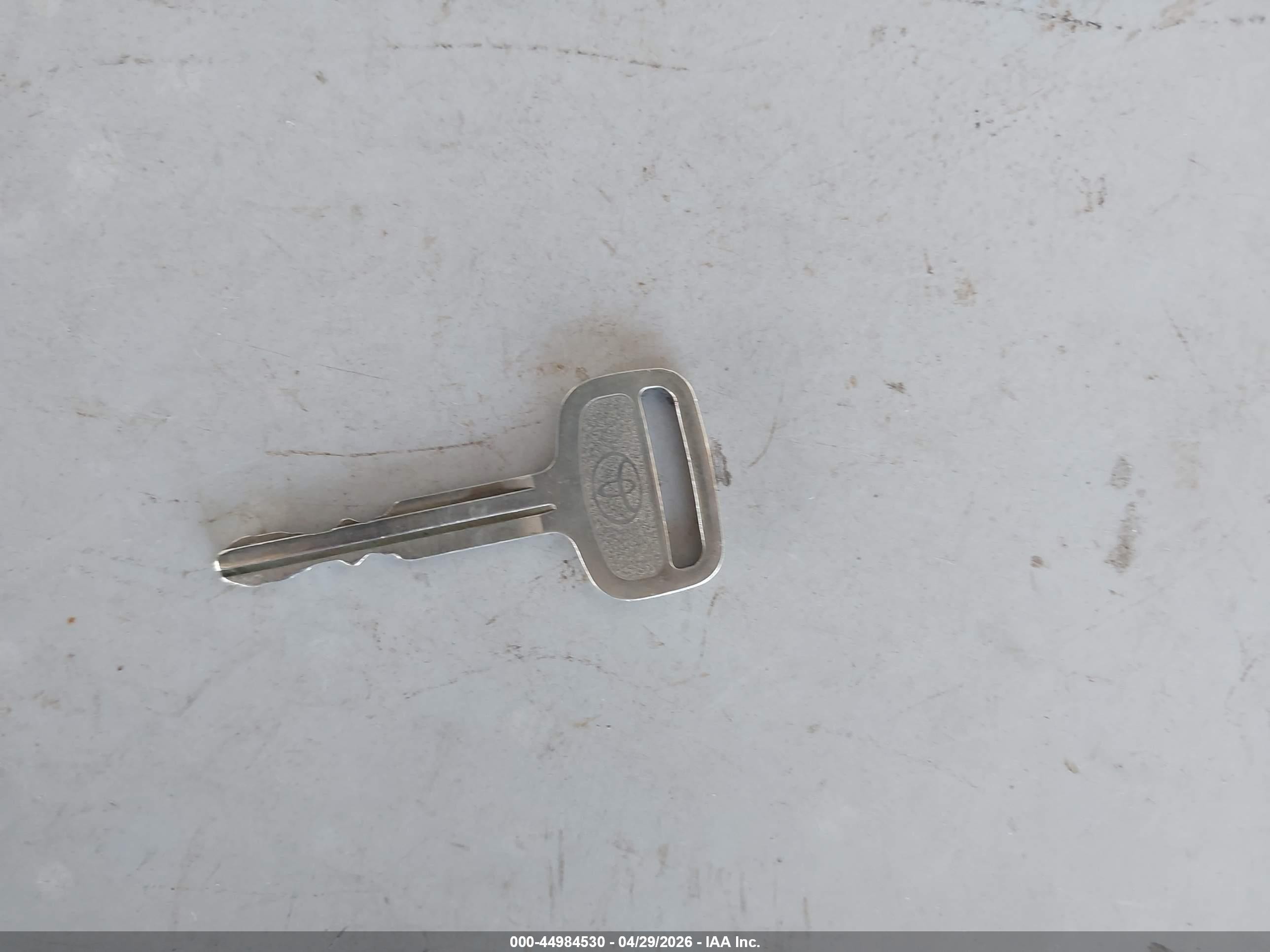 1998 Toyota Camry Ce/le/xle Gray vin: JT2BG22K1W0122608